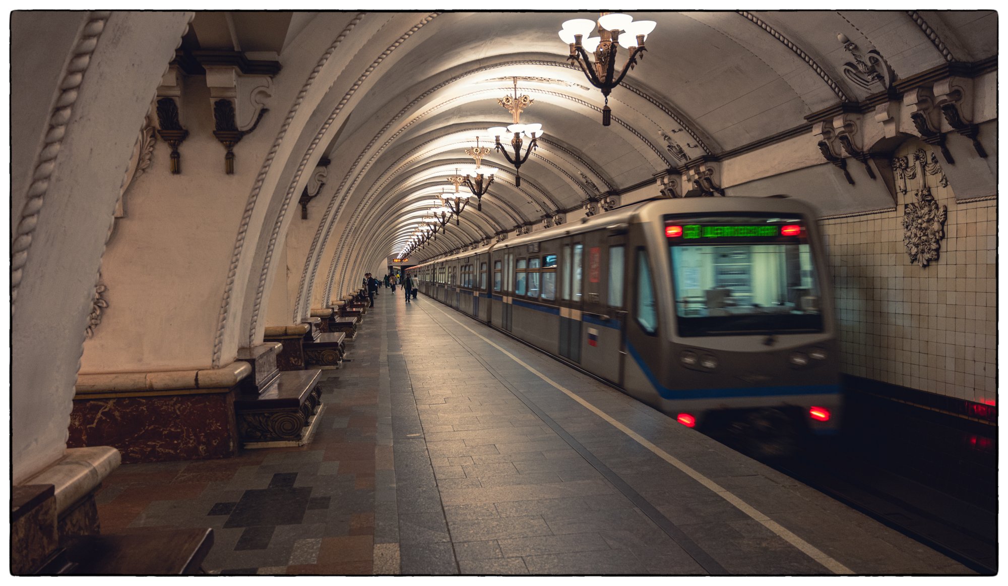 Metro Tour. Arbat Station.
