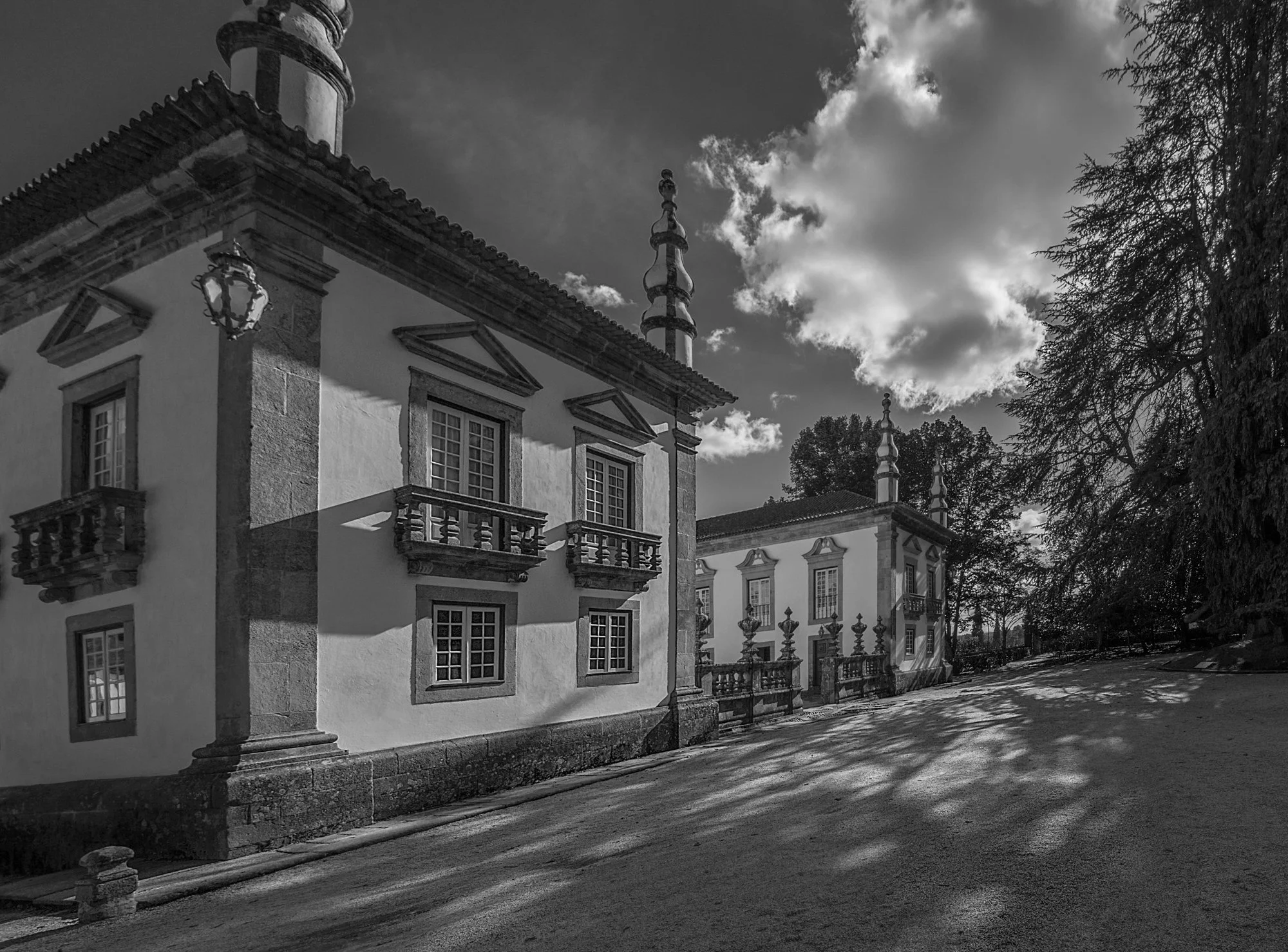 Aregos. Casa Mateus.