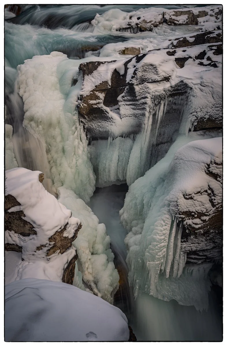 Sunwapta Falls. A two kilometers hike to the lower falls.