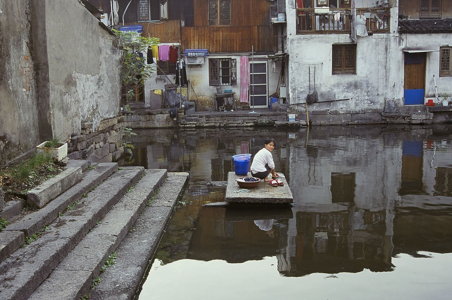 2004_china_50.jpg