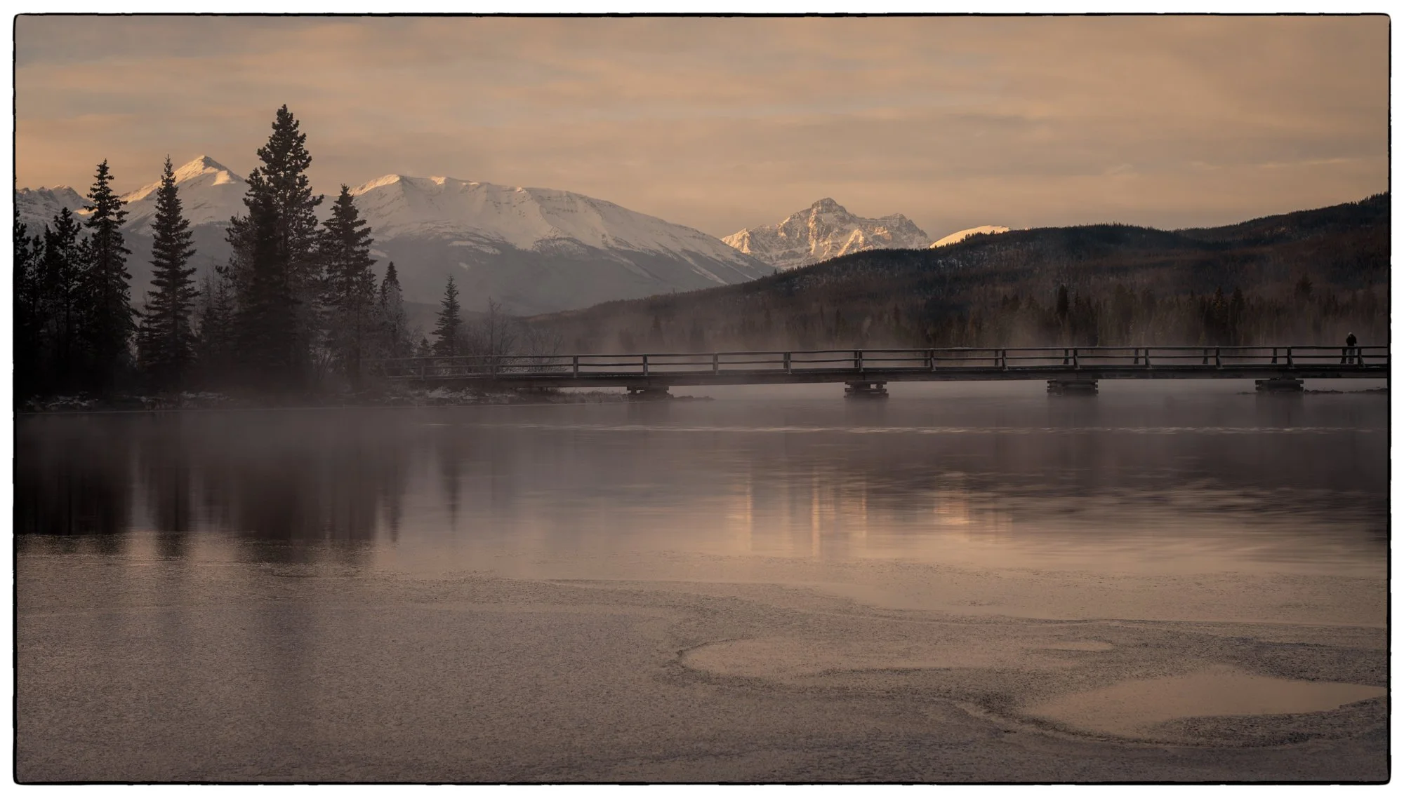 Pyramid Lake. Sunrise