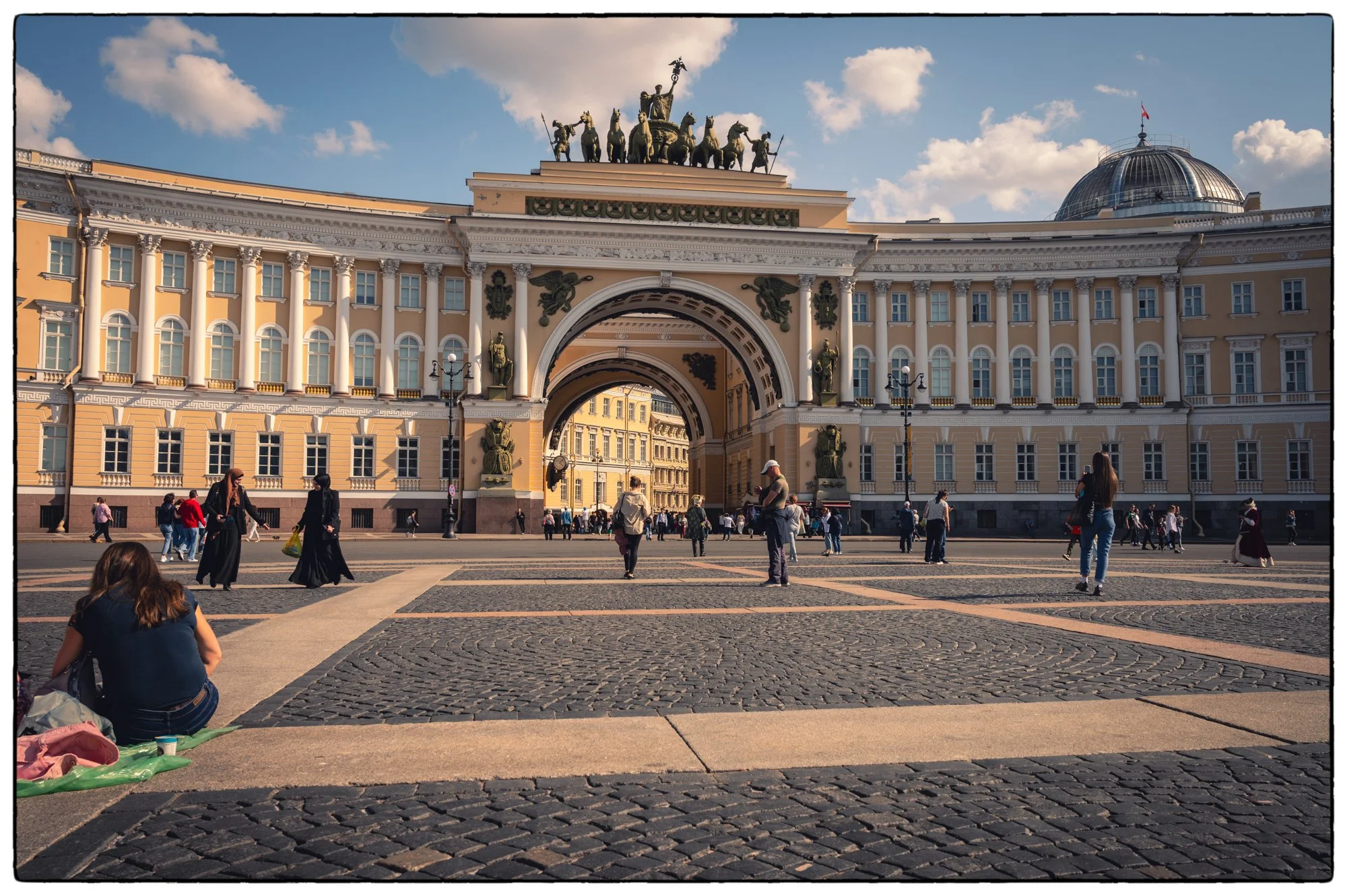View on the General Staff Building from the Palace Square