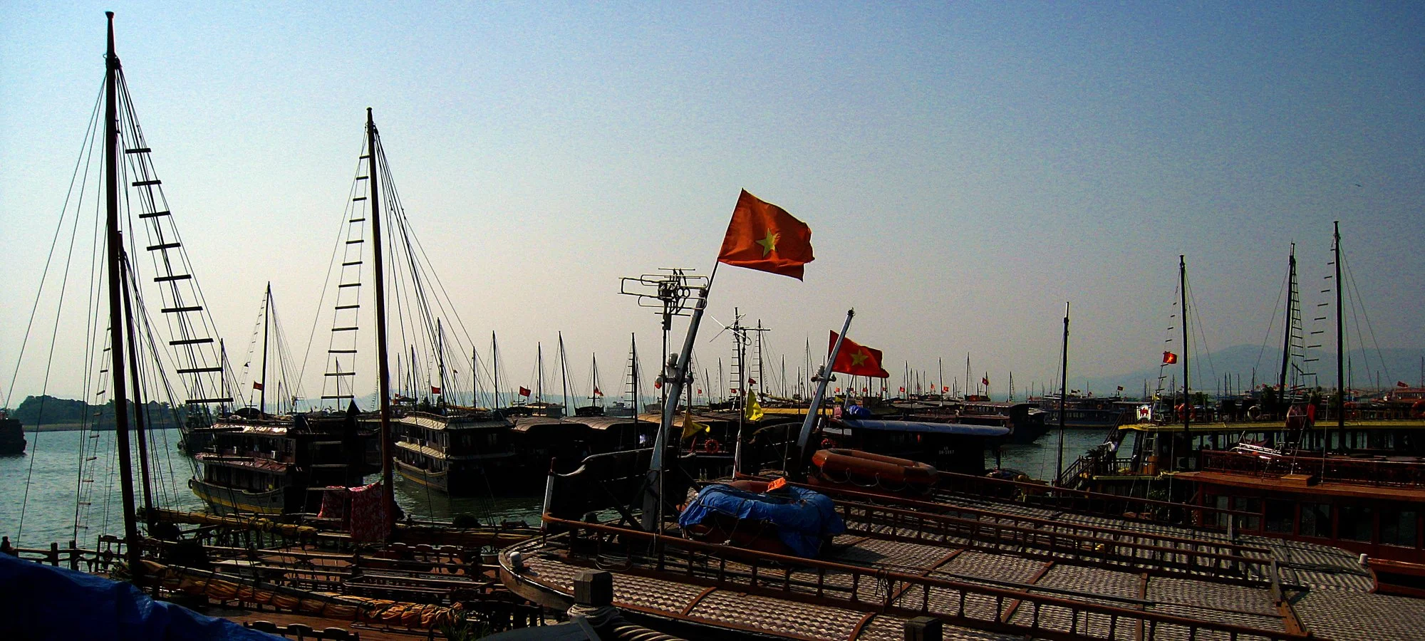 2008_halongbay_04.jpg