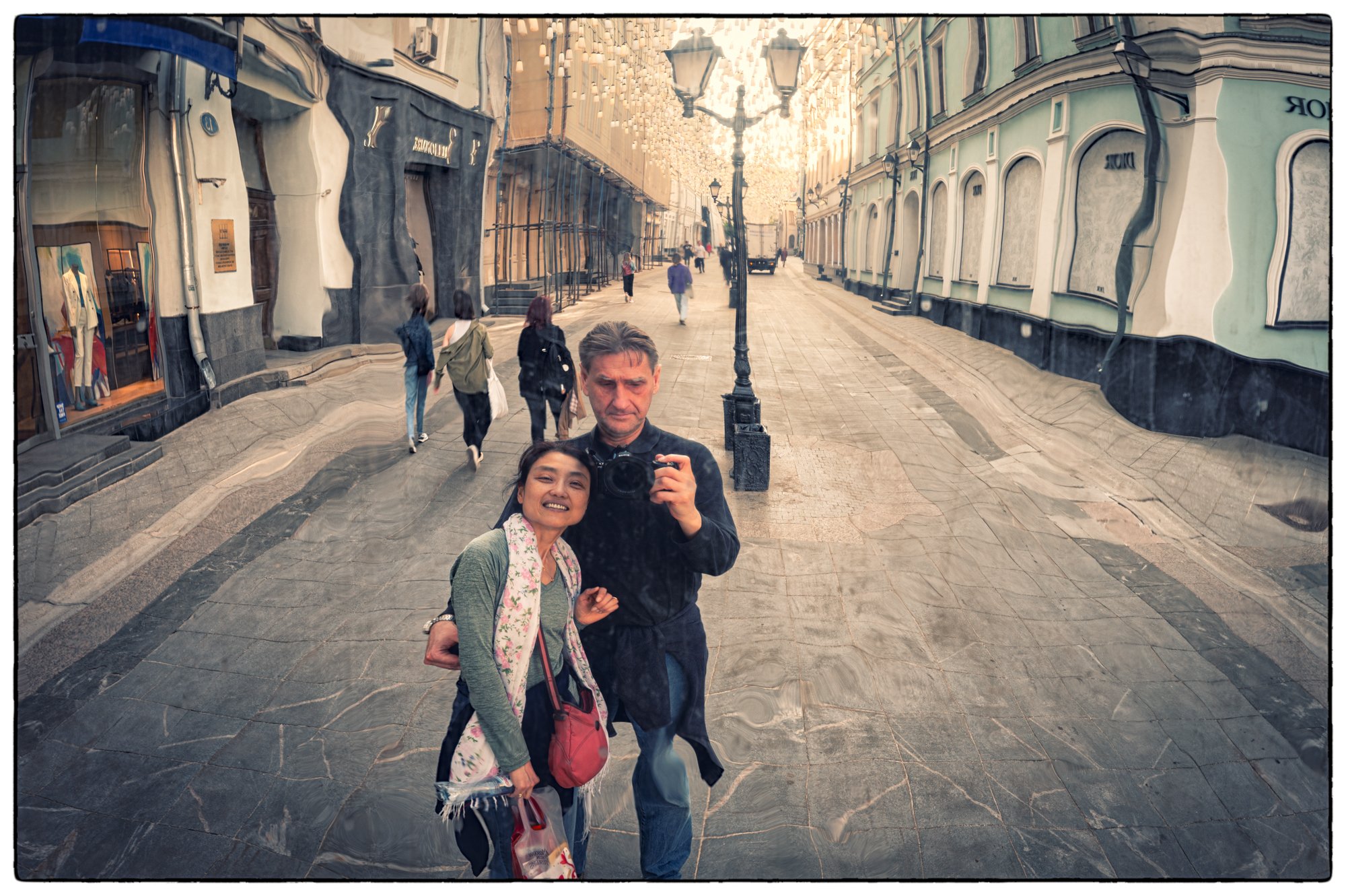 Stoleshnikov Lane, our reflection in the Agatha the modern sculpture by sculptor Gregory Orekhov