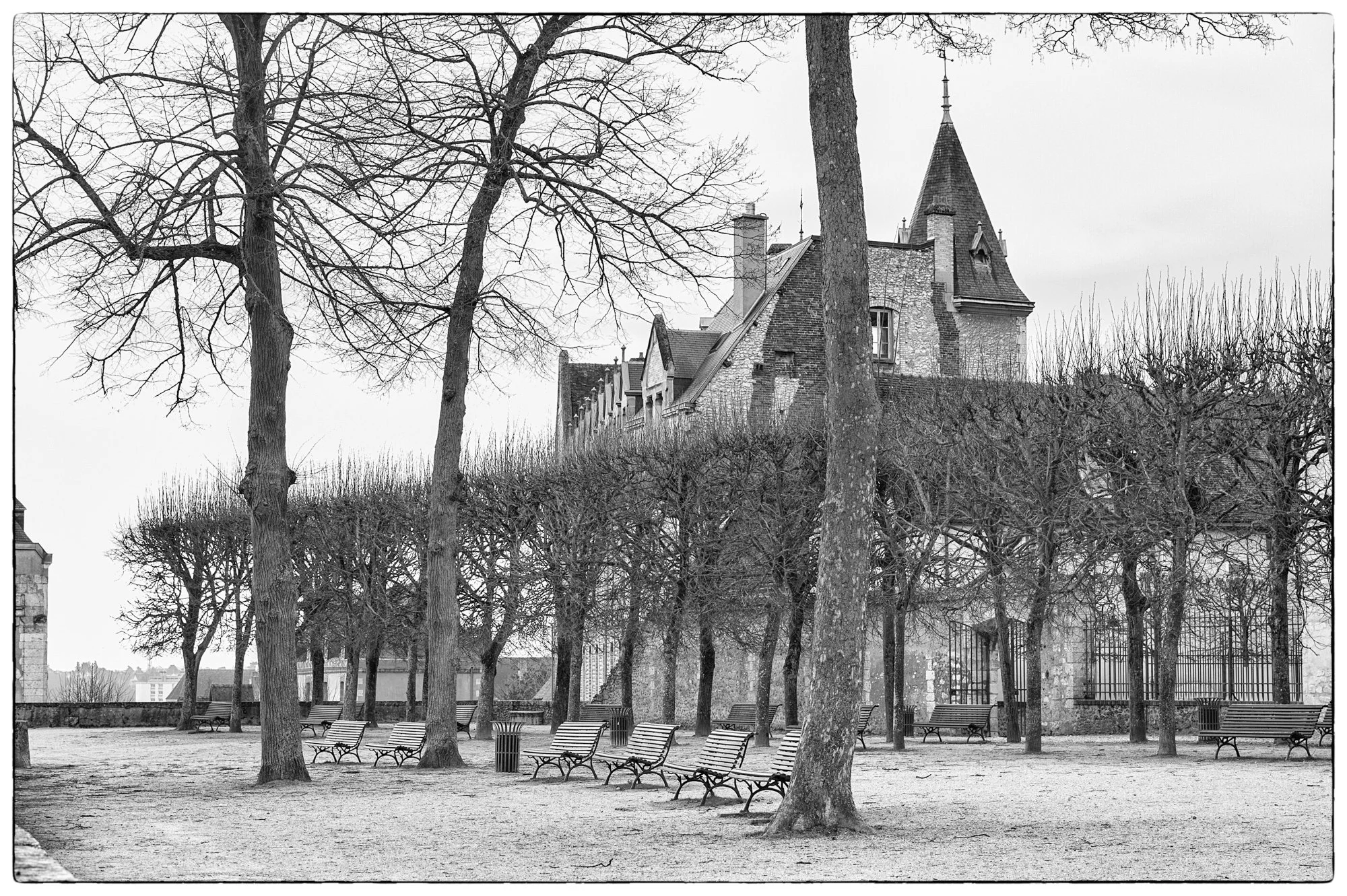 The cloister of the Chartres Cathedral.