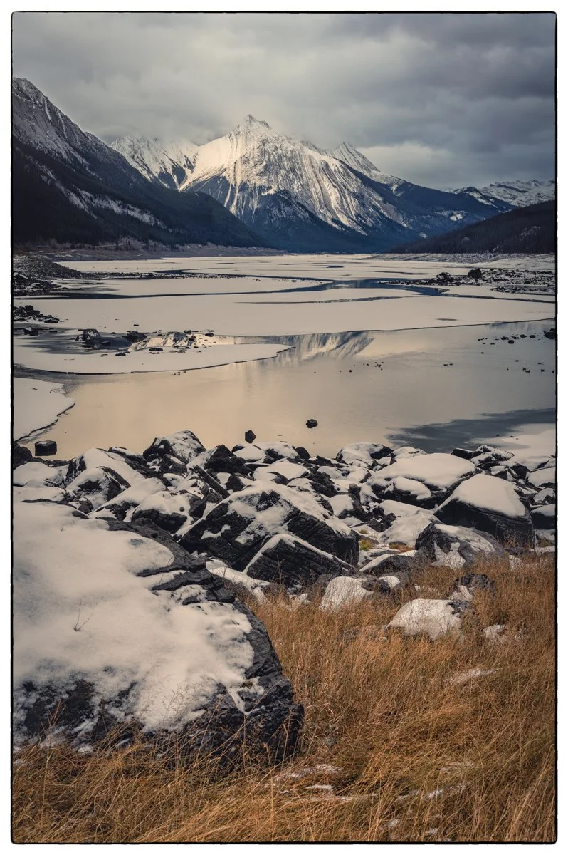 The Medicine Lake in early November, waiting for sunset