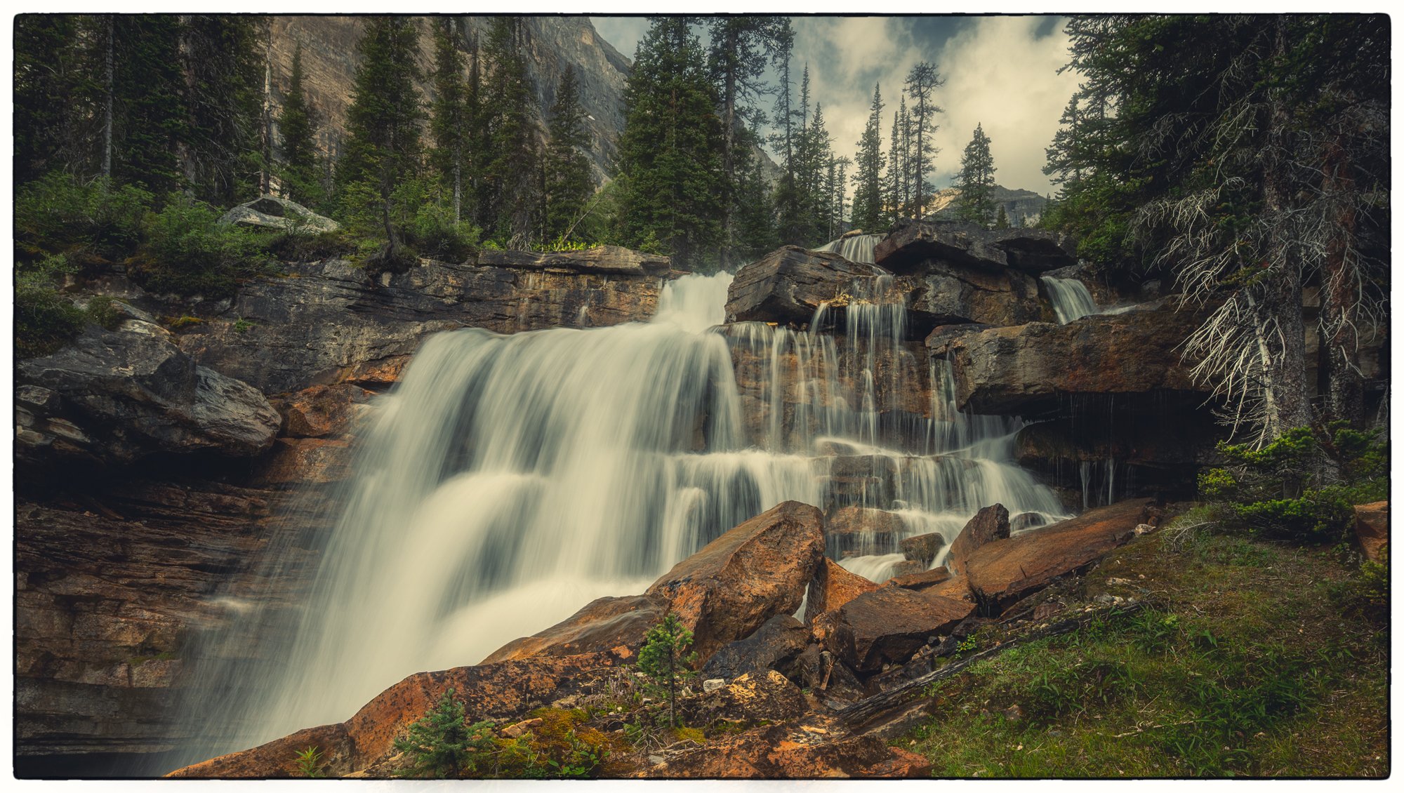 Amphitheatre hike, by the waterfalls.