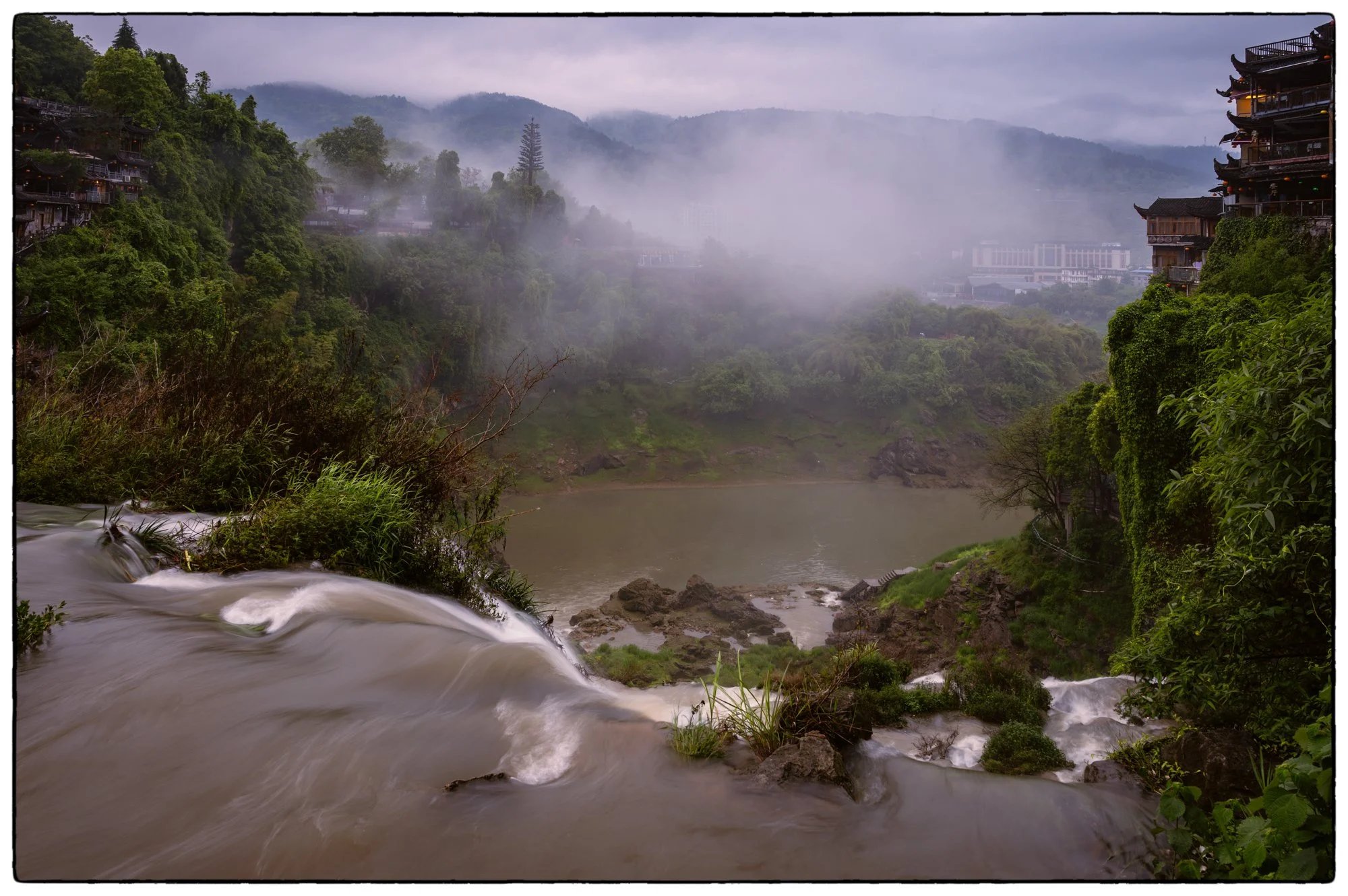 Furong waterfall in the morning. On top of the waterfall there were some stepping stones to cross the river.