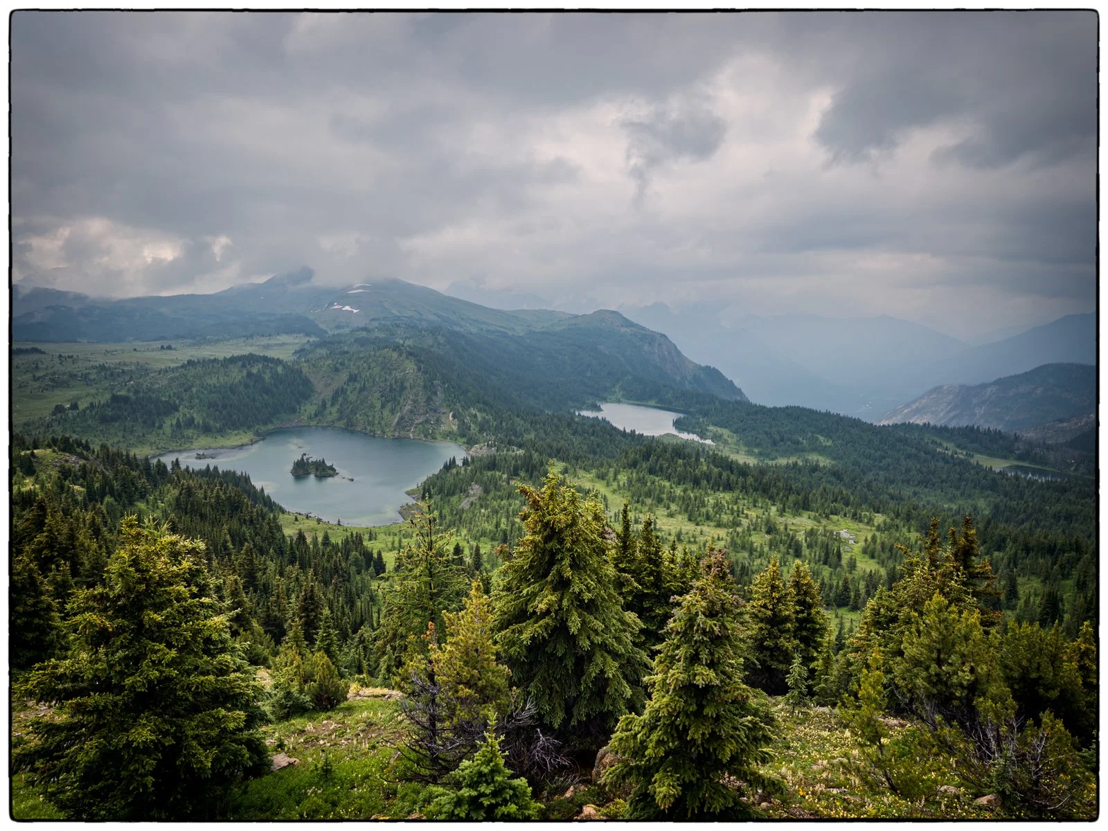  Sunshine Meadows , View on Rock Island Lake