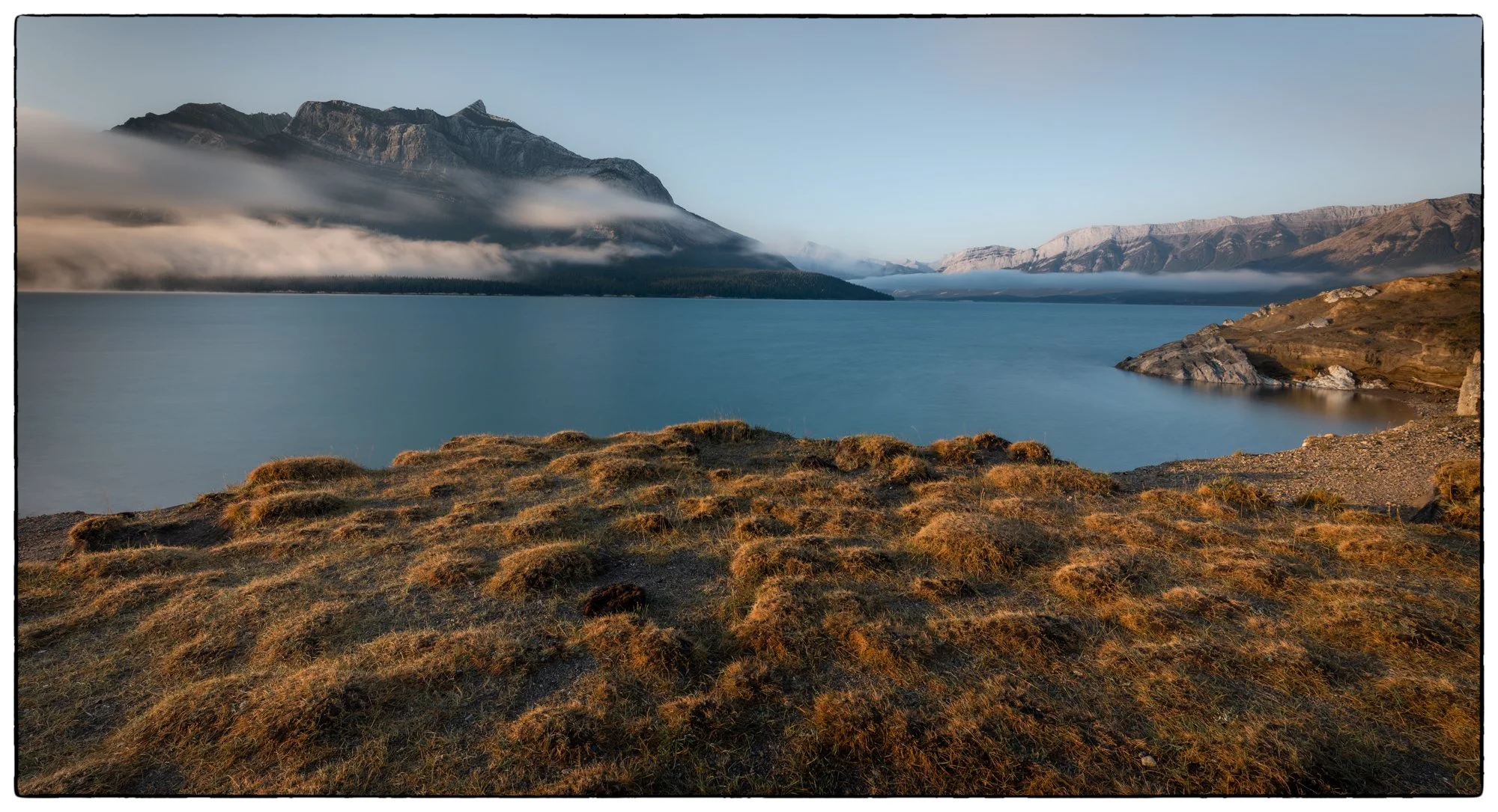 Abraham Lake. Sunrise.