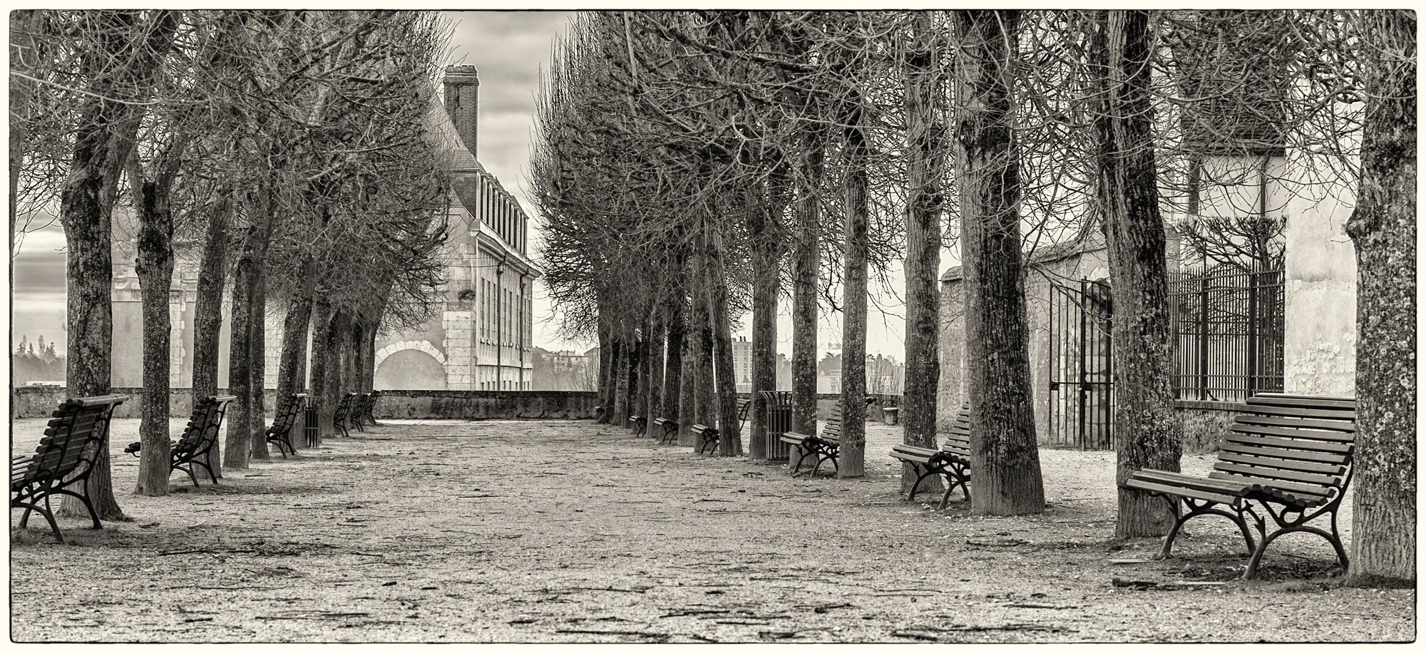 The cloister of the Chartres Cathedral.