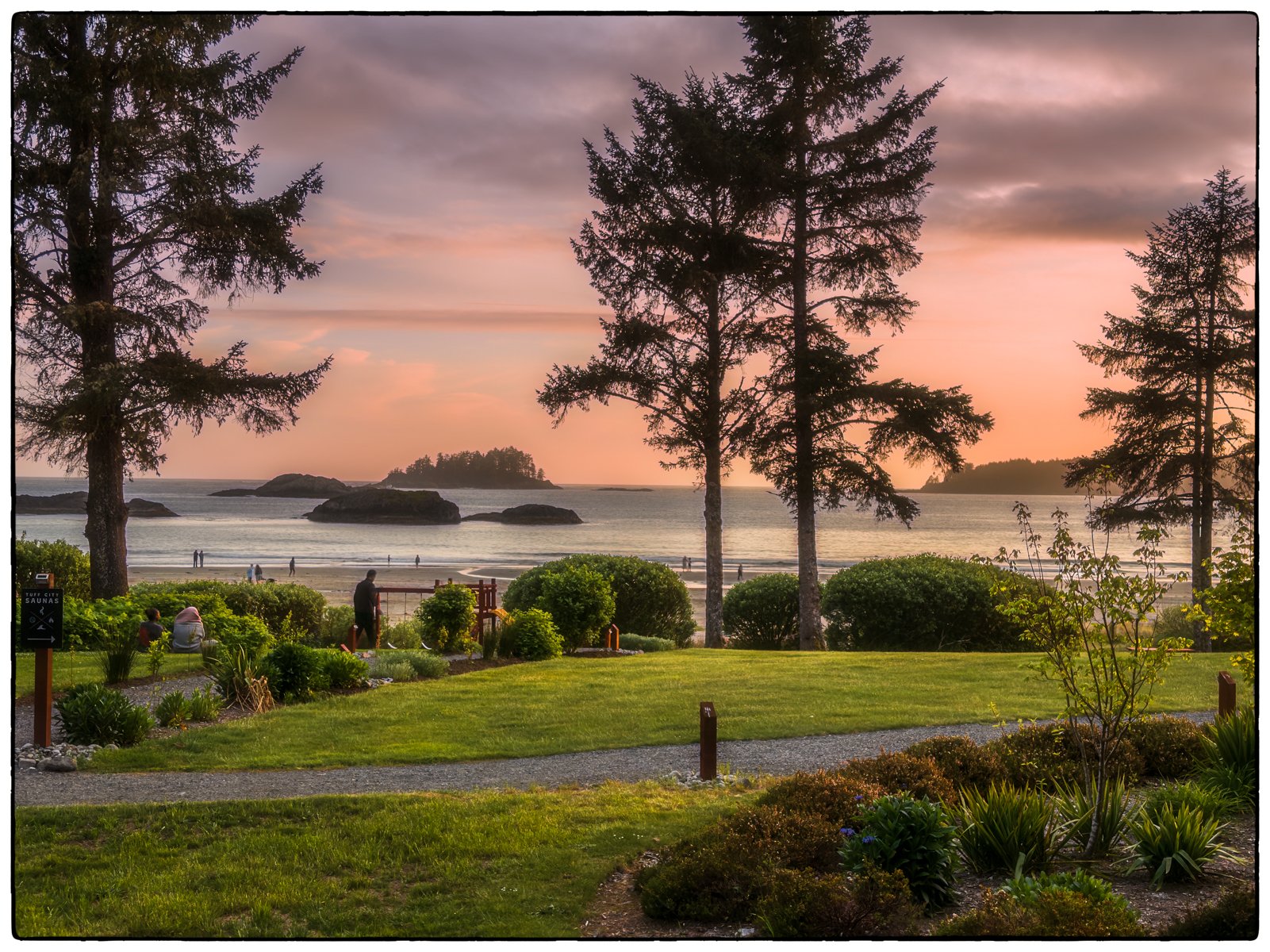 Sunset at Mackenzie Beach 