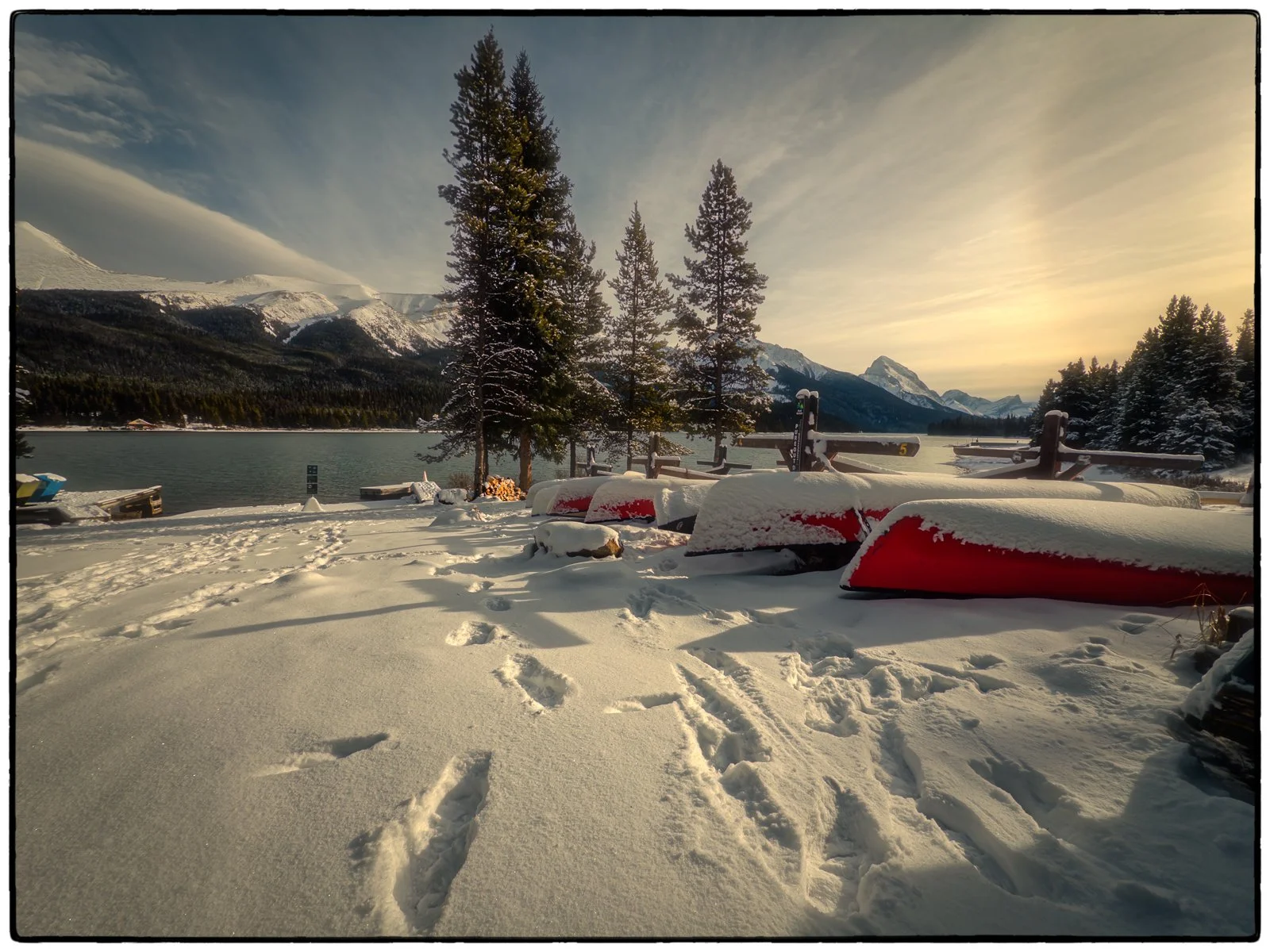 Malign Lake 