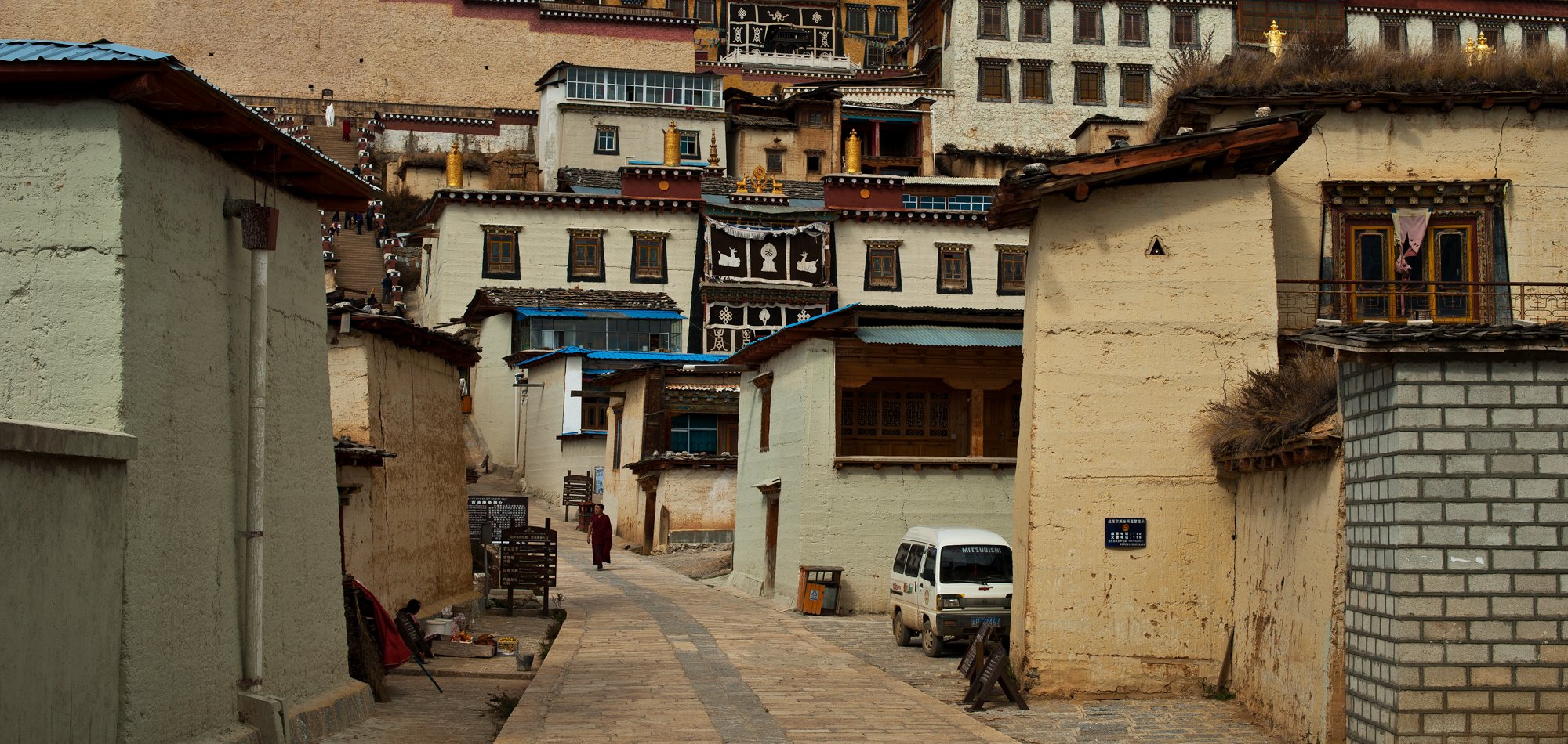 2011_china_shangrila_01.jpg