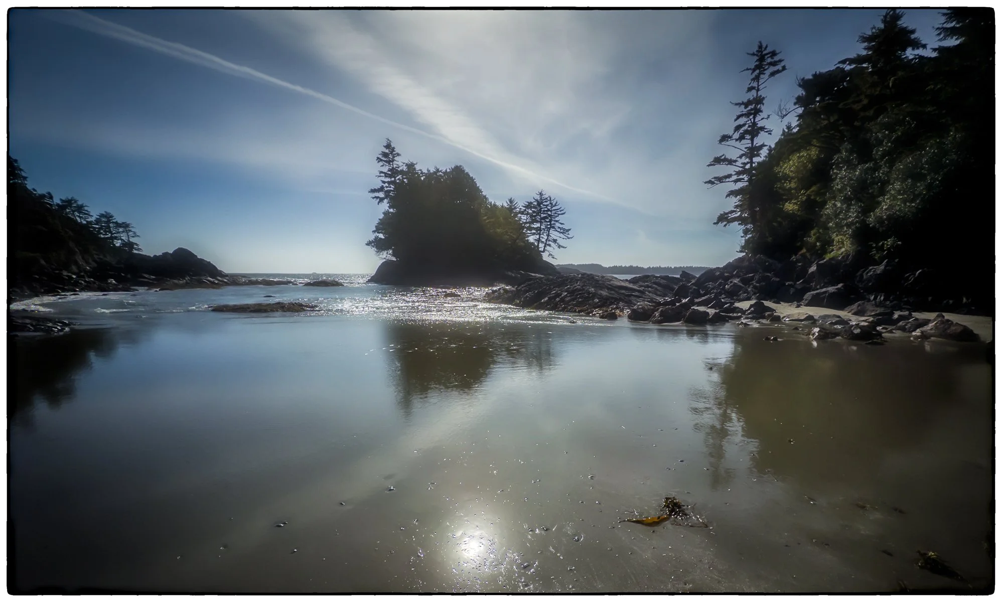  Mackenzie Beach at High tide