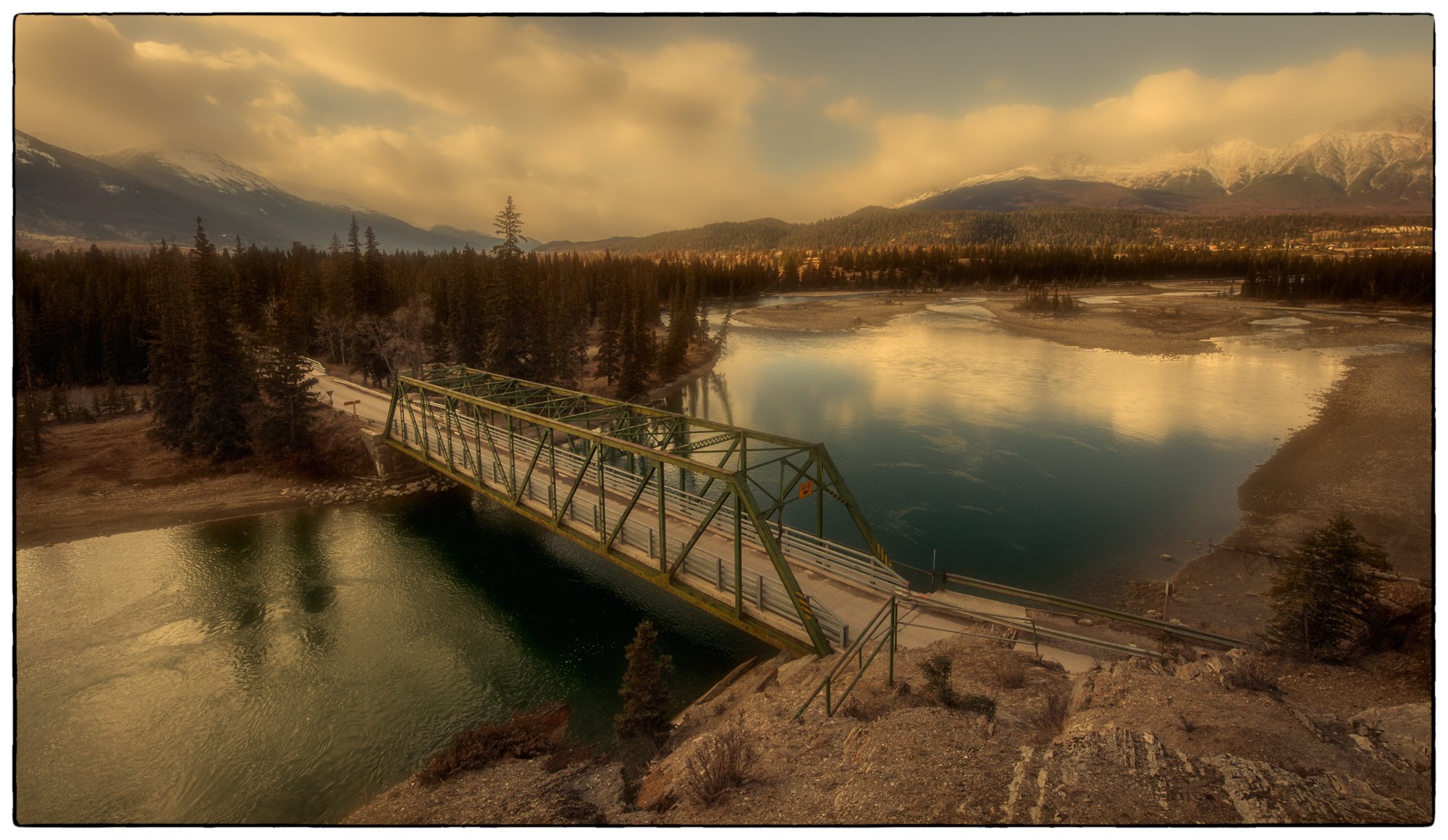 View on the bridge from the Old Fort trail.