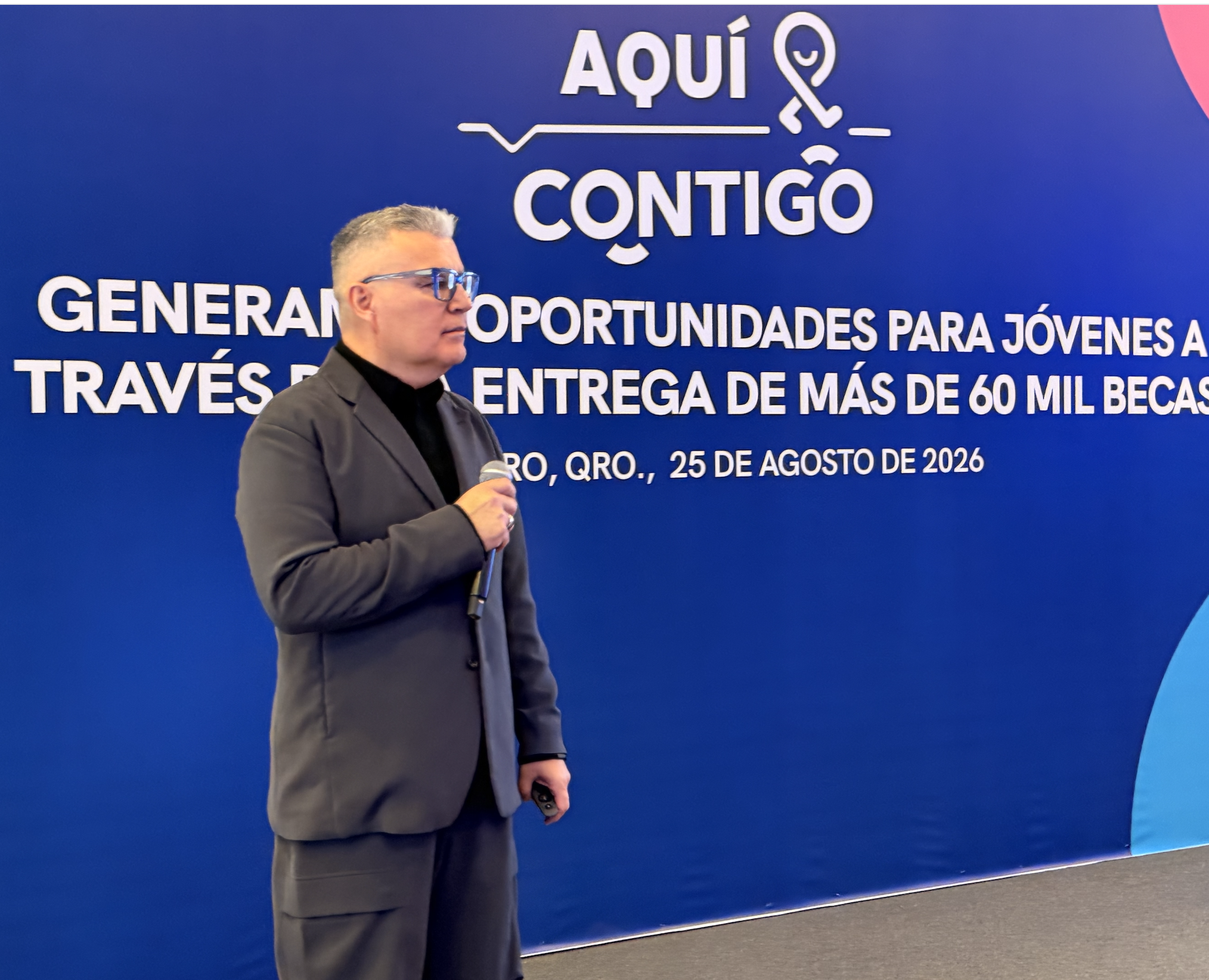 EXPANDING ACCESS TO THE TECHNOLOGIES OF THE FUTURE

His vision extends beyond one state: building partnerships that can bring this model to young people across Mexico, strengthening talent, competitiveness and access to the jobs of the future.