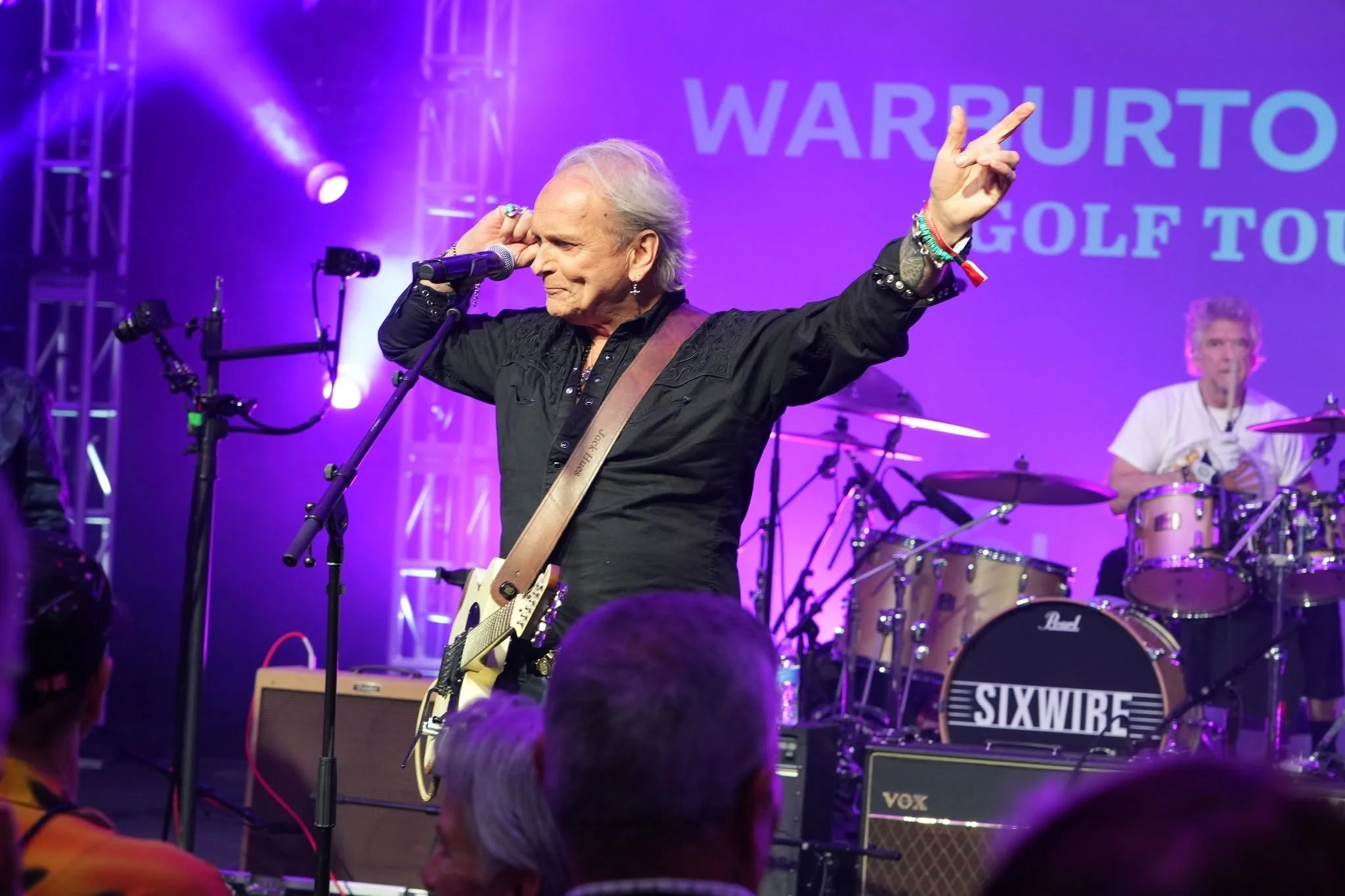 Warburton 2026 - Jack Hues with Sixwire.jpg