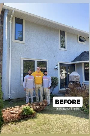 🚨 Last chance for exterior painting &amp; staining this year!🚨