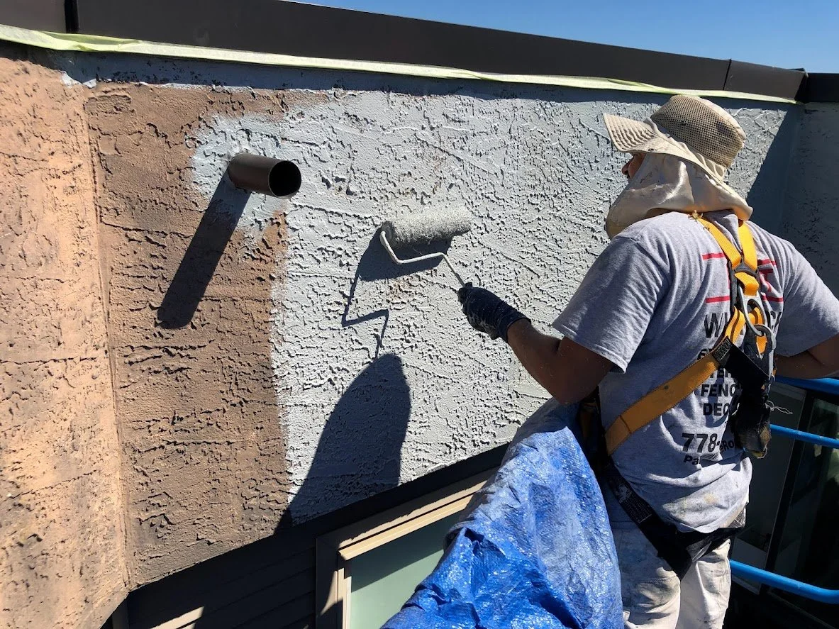 After prepping we are priming the stucco!