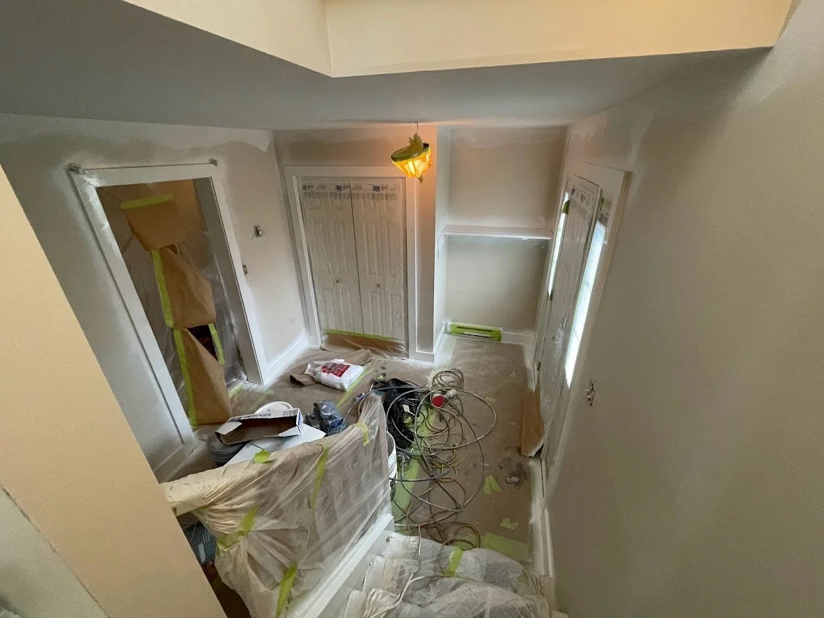 After spraying everything. Next up; removing the masking & painting the final coat on the walls!