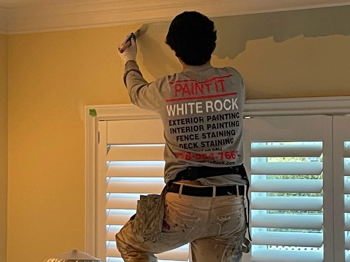 Cutting in the top of the wall before rolling!