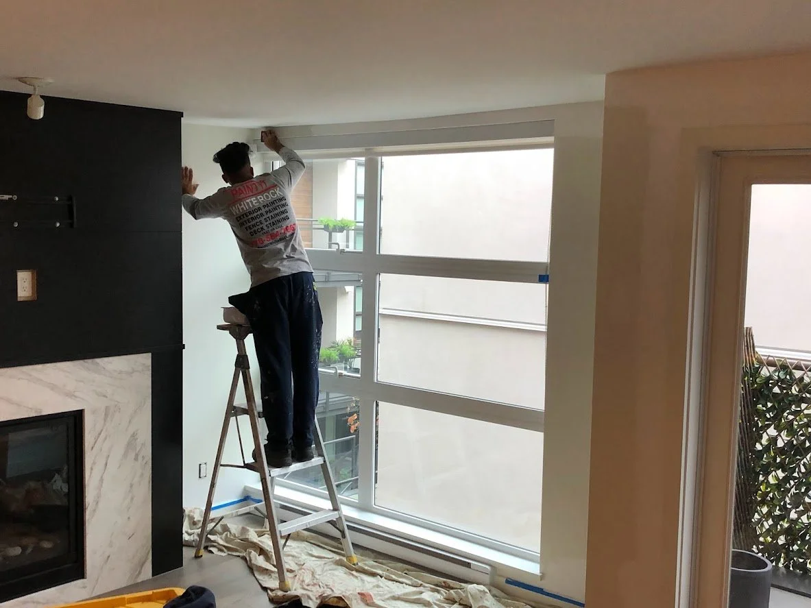 Painting these walls a fresh, bright white colour!