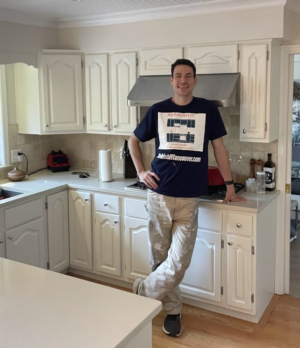 kitchen cabinet 3.png