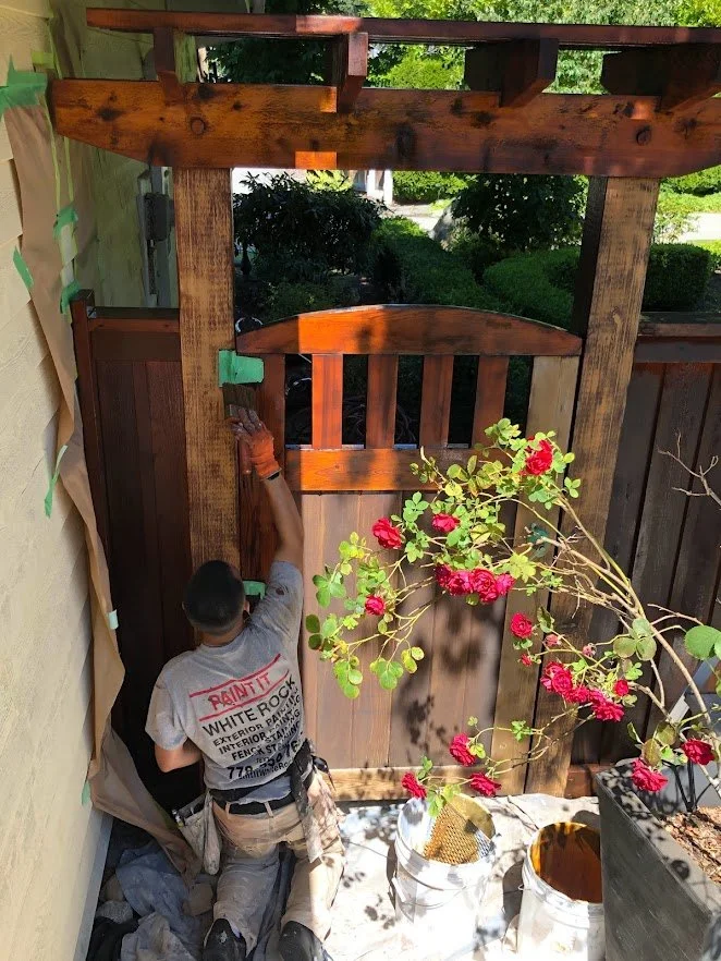 Staining this fence gate!