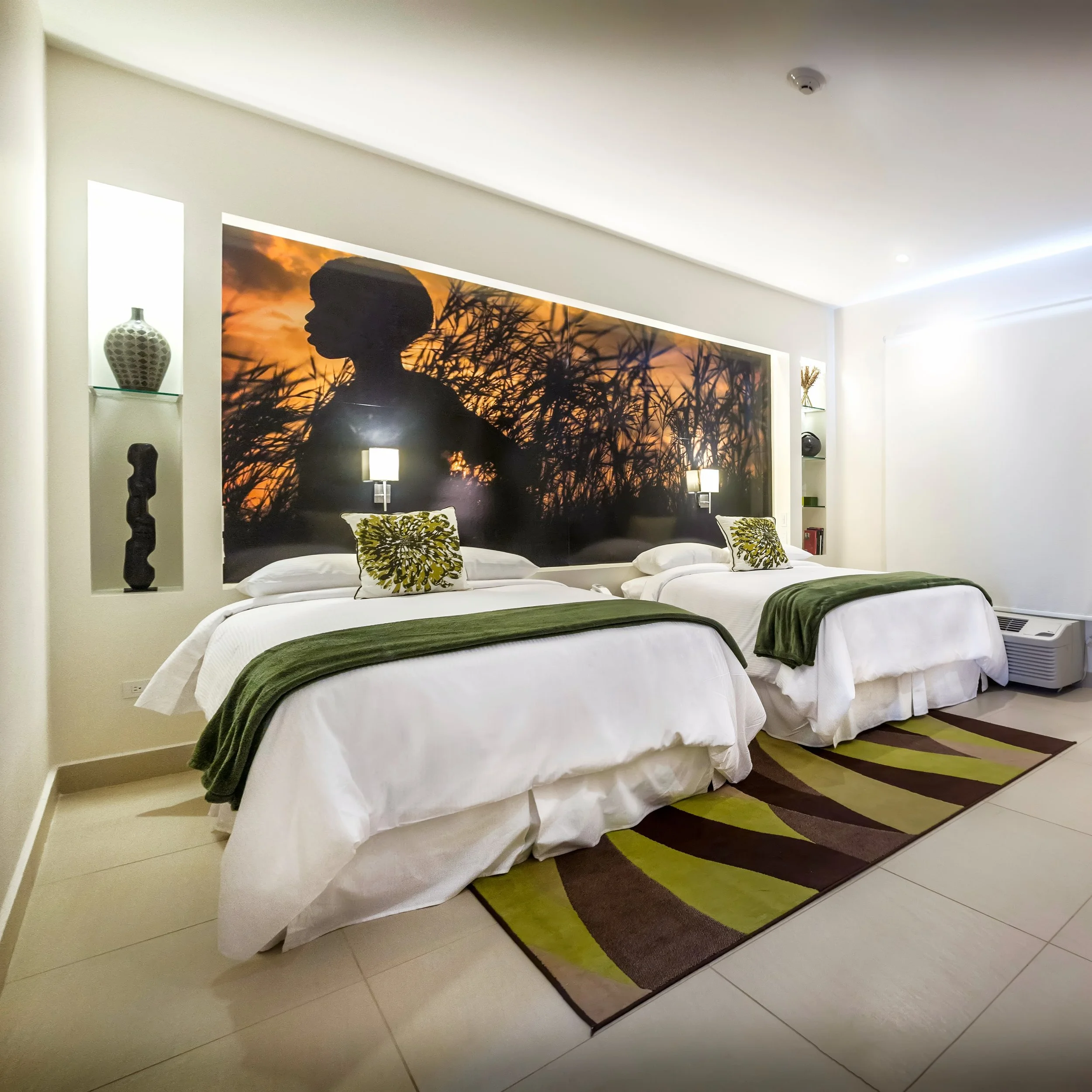 El descanso tambi&eacute;n es parte del viaje 🧳🤎

Haz de Elements Hotel Boutique tu lugar para recargar energ&iacute;as y disfrutar de Managua a tu ritmo.

Escr&iacute;benos y reserva tu pr&oacute;xima estancia.

#ElementsHotelBoutique #Managua #Ho