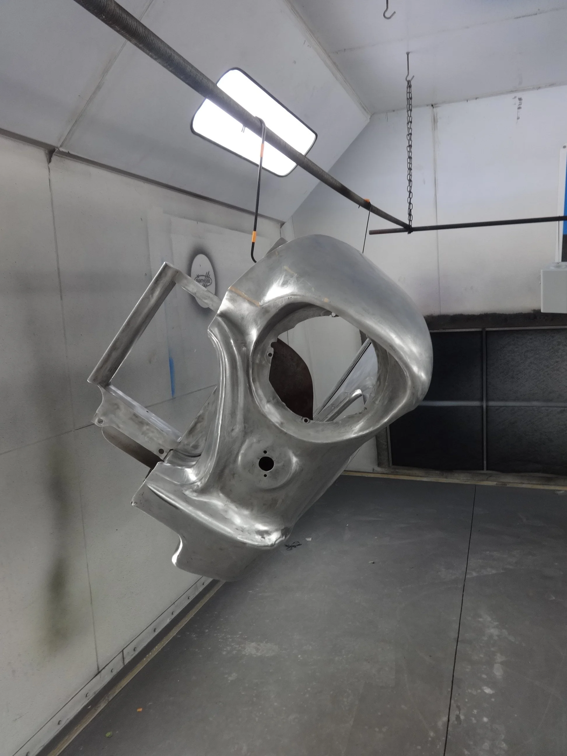 55Persistance_front fender first epoxy-004.JPG