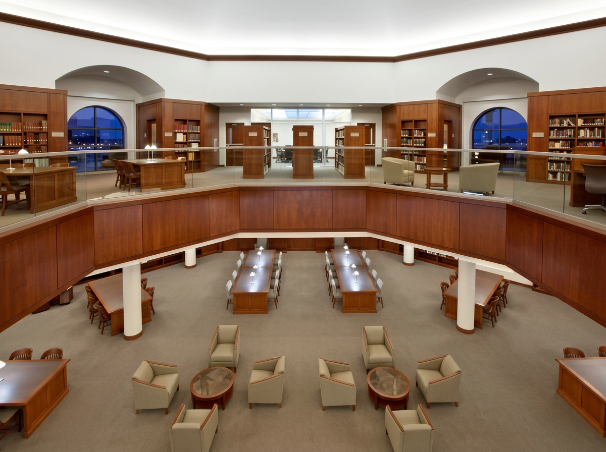 University of Chicago Graduate School of Business (3).png