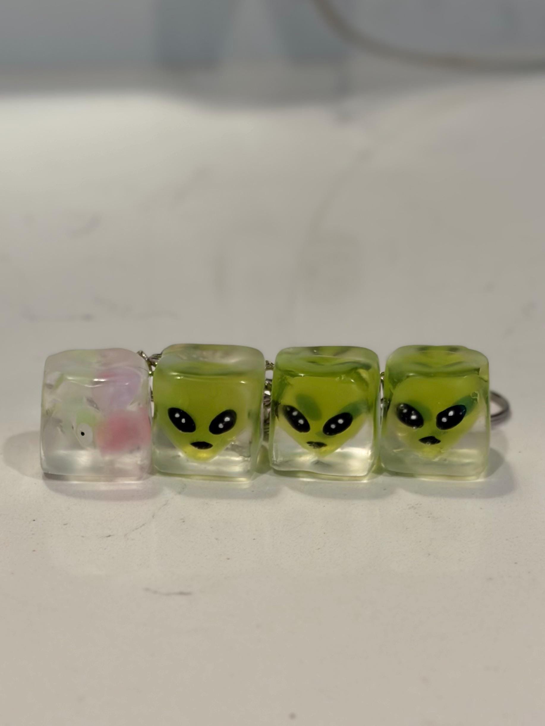 https://i.etsystatic.com/30316828/r/il/d43f53/8478143674/il_fullxfull.8478143674_9ezc.jpg