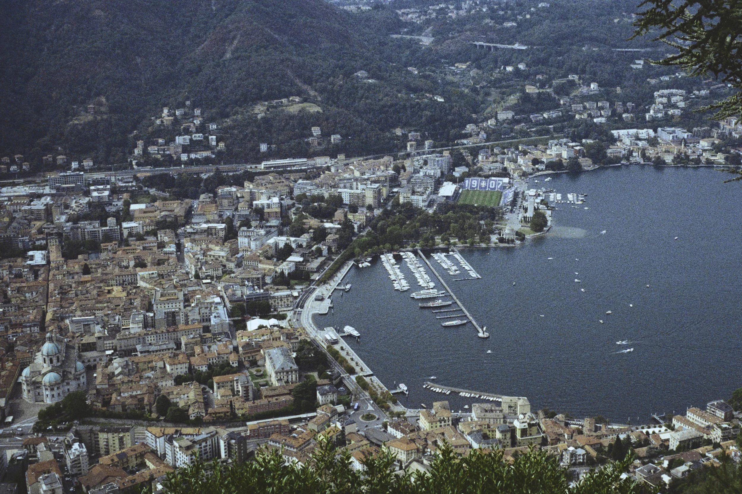 _DSN3708.jpg