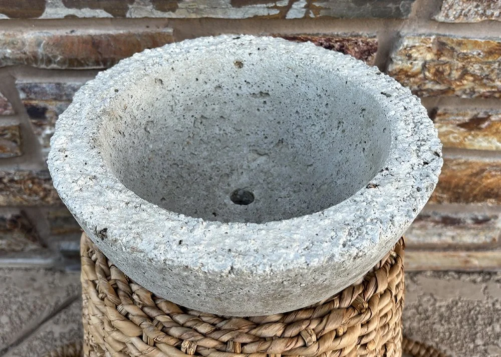 hypertufa pot 031b.jpg