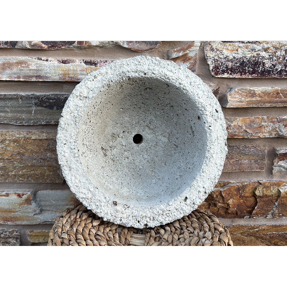 hypertufa pot 031b.png