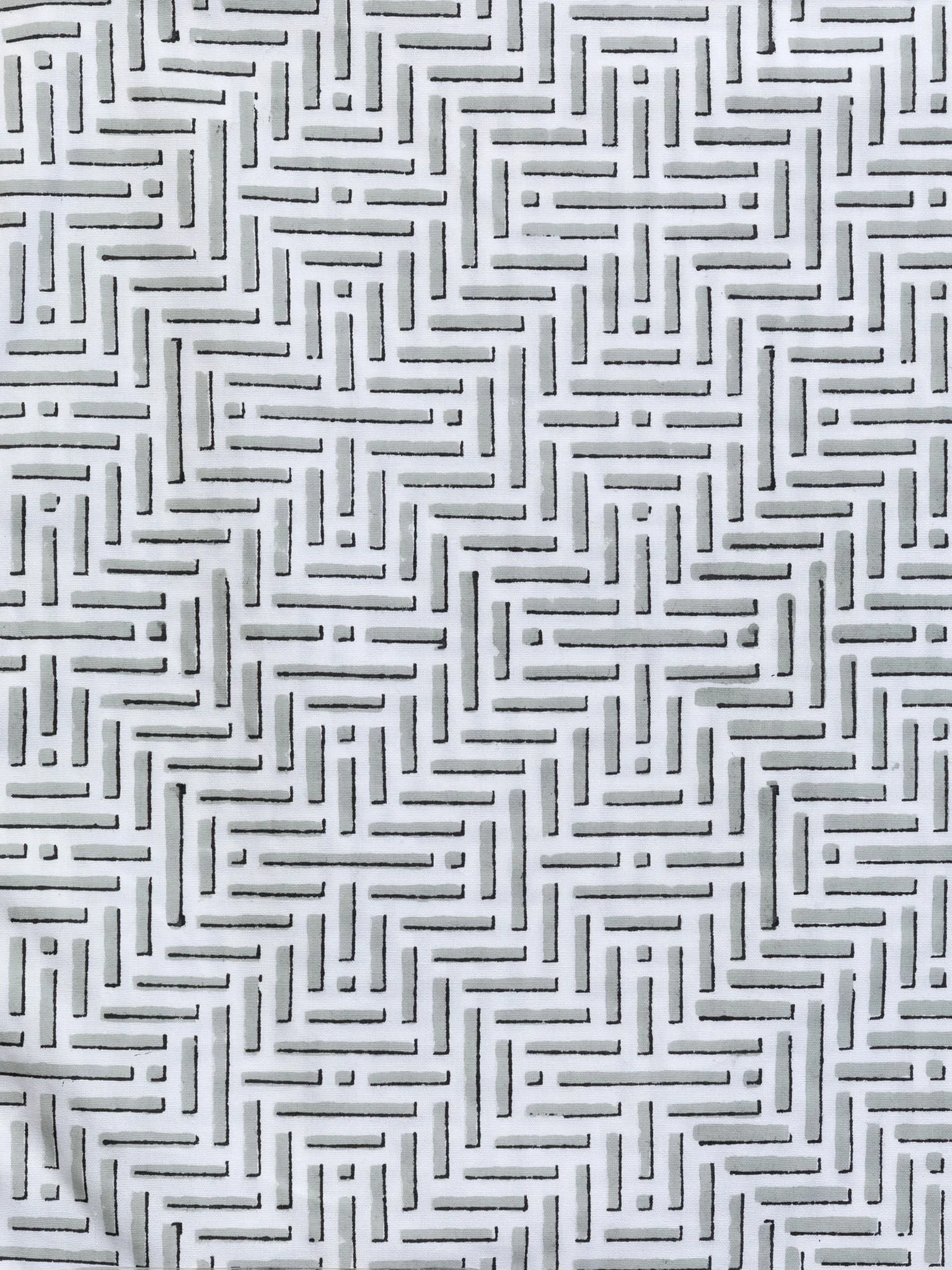 WHITE 22 | MB0873