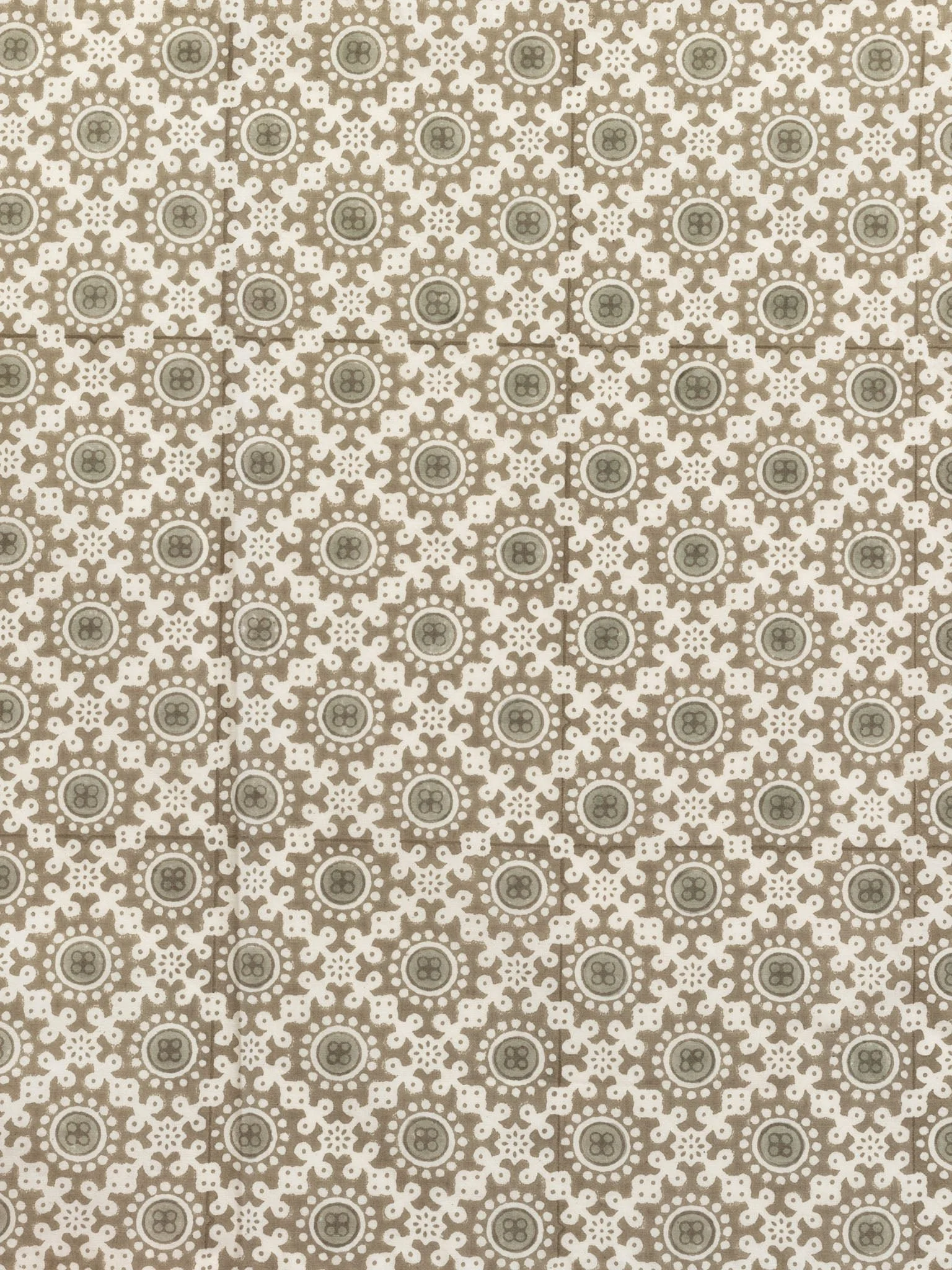 BEIGE 8 | MB0817