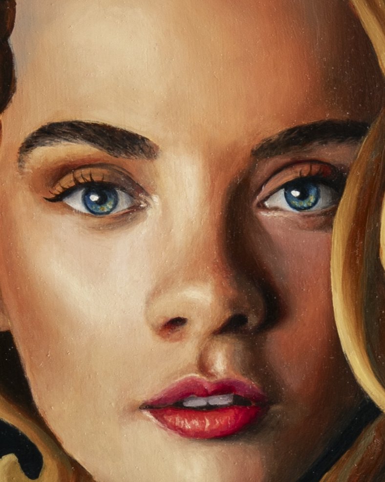 Glorious Gothic_closeup_1.jpg