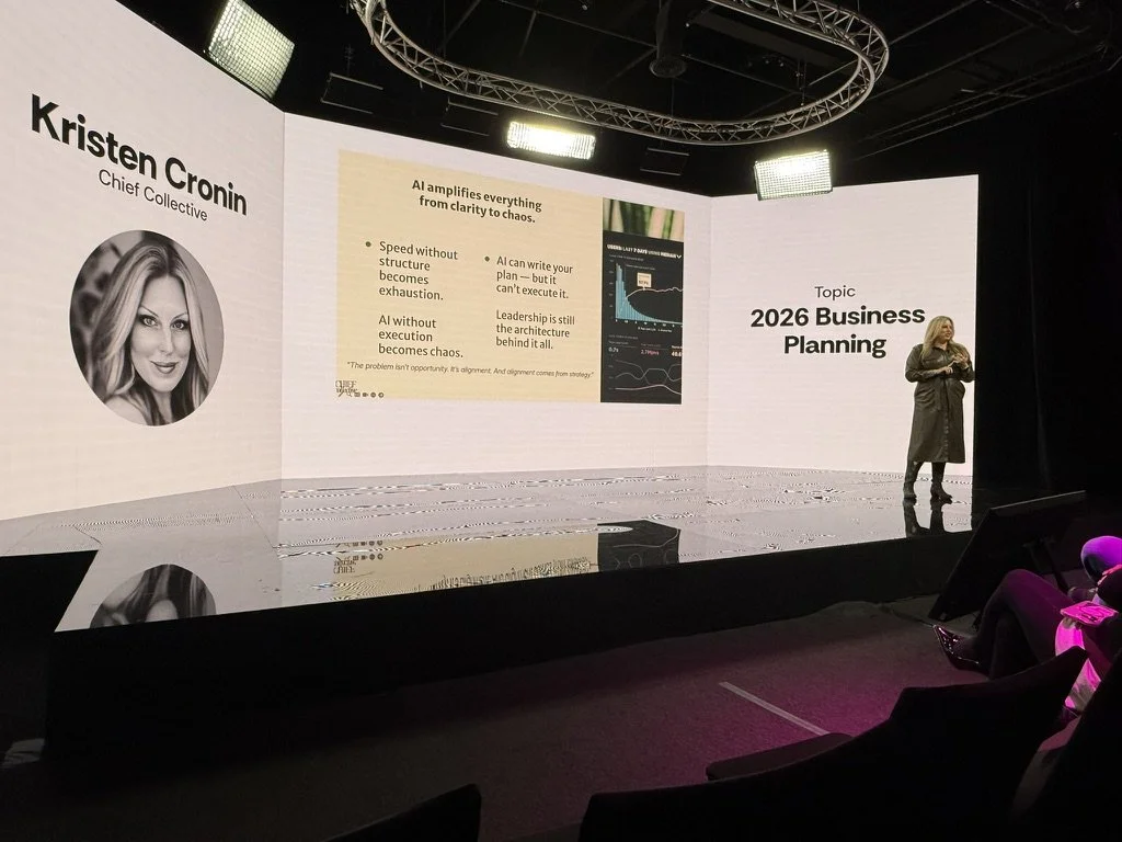 Kristen Cronin teaching business planning on stage at Innovation25
