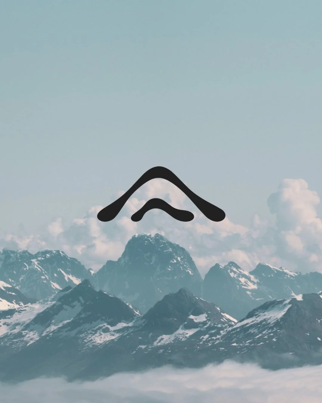Derri&egrave;re l&rsquo;identit&eacute; UTLIV. ⛰️

Un logo inspir&eacute; du relief, du mouvement et des chemins que l&rsquo;on parcourt. La topographie devient un fil conducteur de l&rsquo;identit&eacute;, rappelant les terrains, les d&eacute;tours 