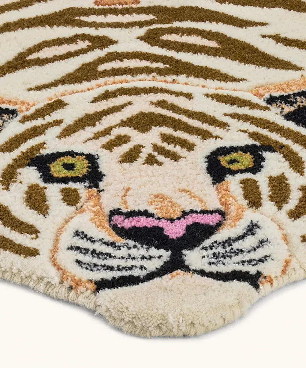 Jill-Tiger-Rug-Small-doing-goods-1.45.10.141.020.2-detail-off-white-web.webp