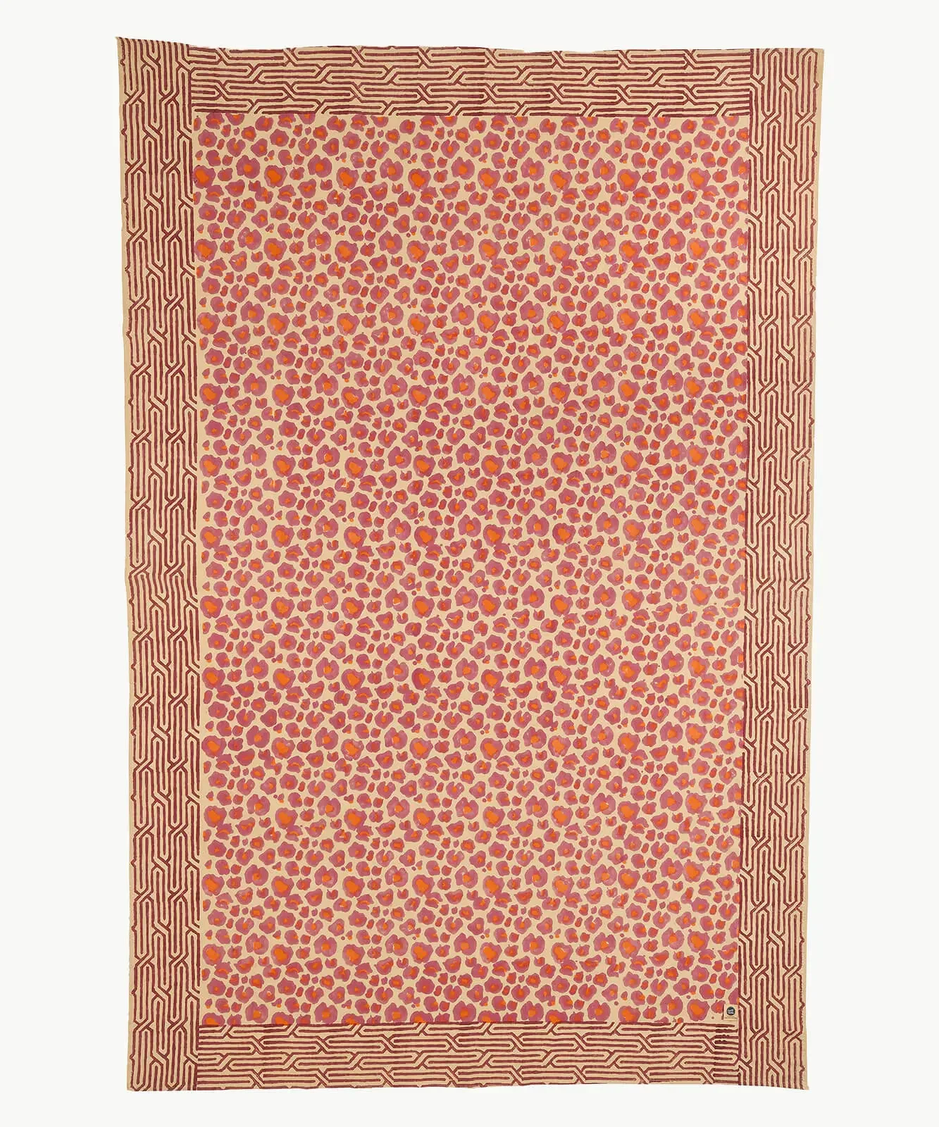 pink-leopard-single-throw-doing-goods-1.40.30.036.030.4-web.webp
