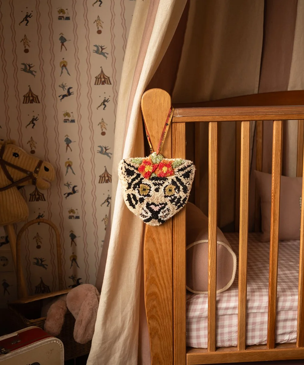 Floral-White-Tiger-Gifthanger-Doing-Goods-1.45.10.109.020.1-Nursery-2-WEB-4.jpg