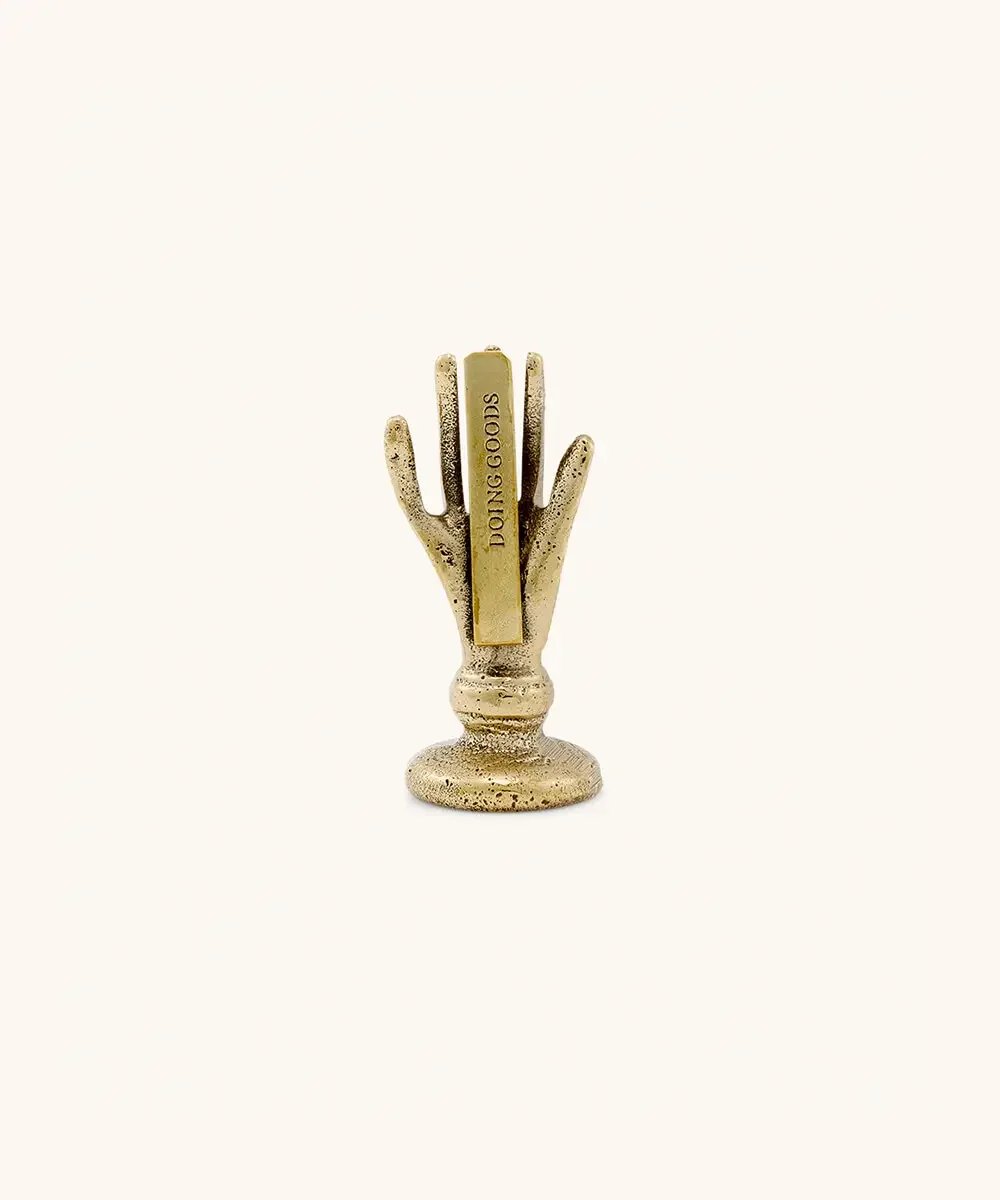 Jana-Hand-Card-Holder-Doing-Goods-1.10.40.003.921.4-02-off-white-web.webp