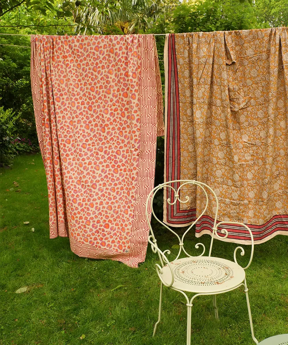 Pink-Leopard-Double-Throw-doing-goods-1.40.30.031.015.5-summershoot23-18-web.webp