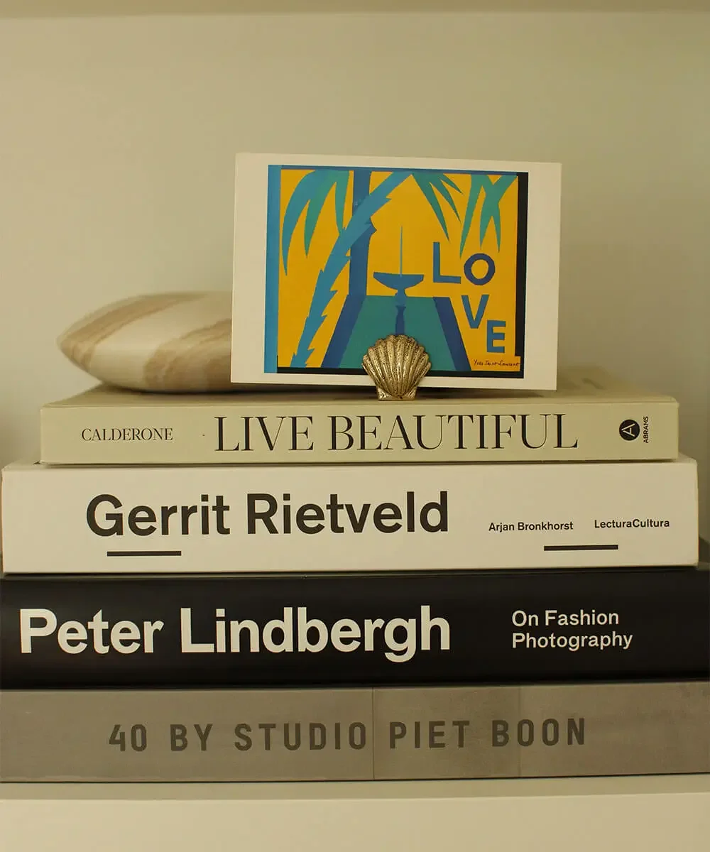 Scarlett-Shell-Card-Holder-Doing-Goods-1.40.30.107.400.5-Gooisemannen-1-web.webp