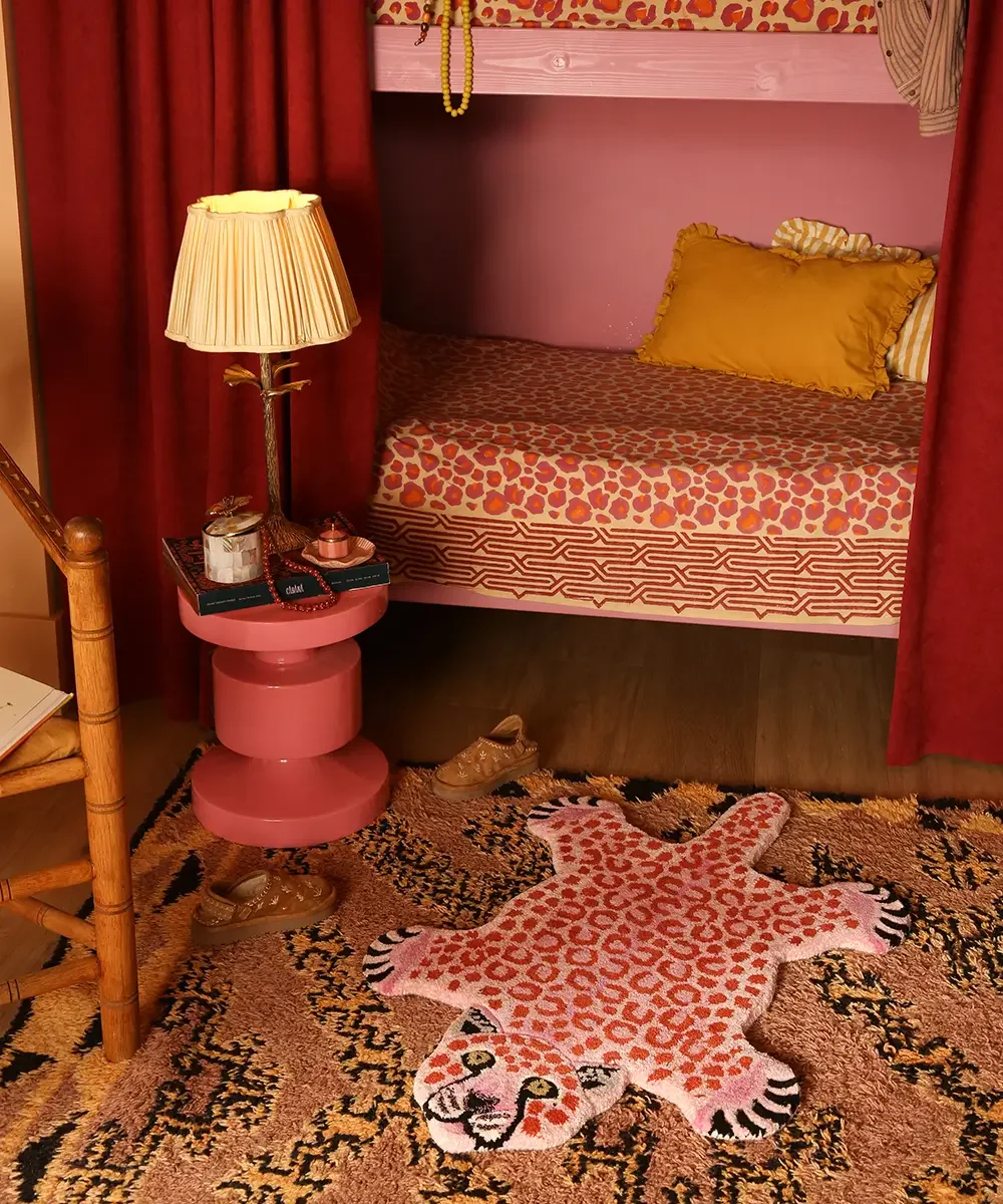 pinky-leopard-rug-small-doing-goods-1.45.10.037.030.3-AW26-1-web.webp