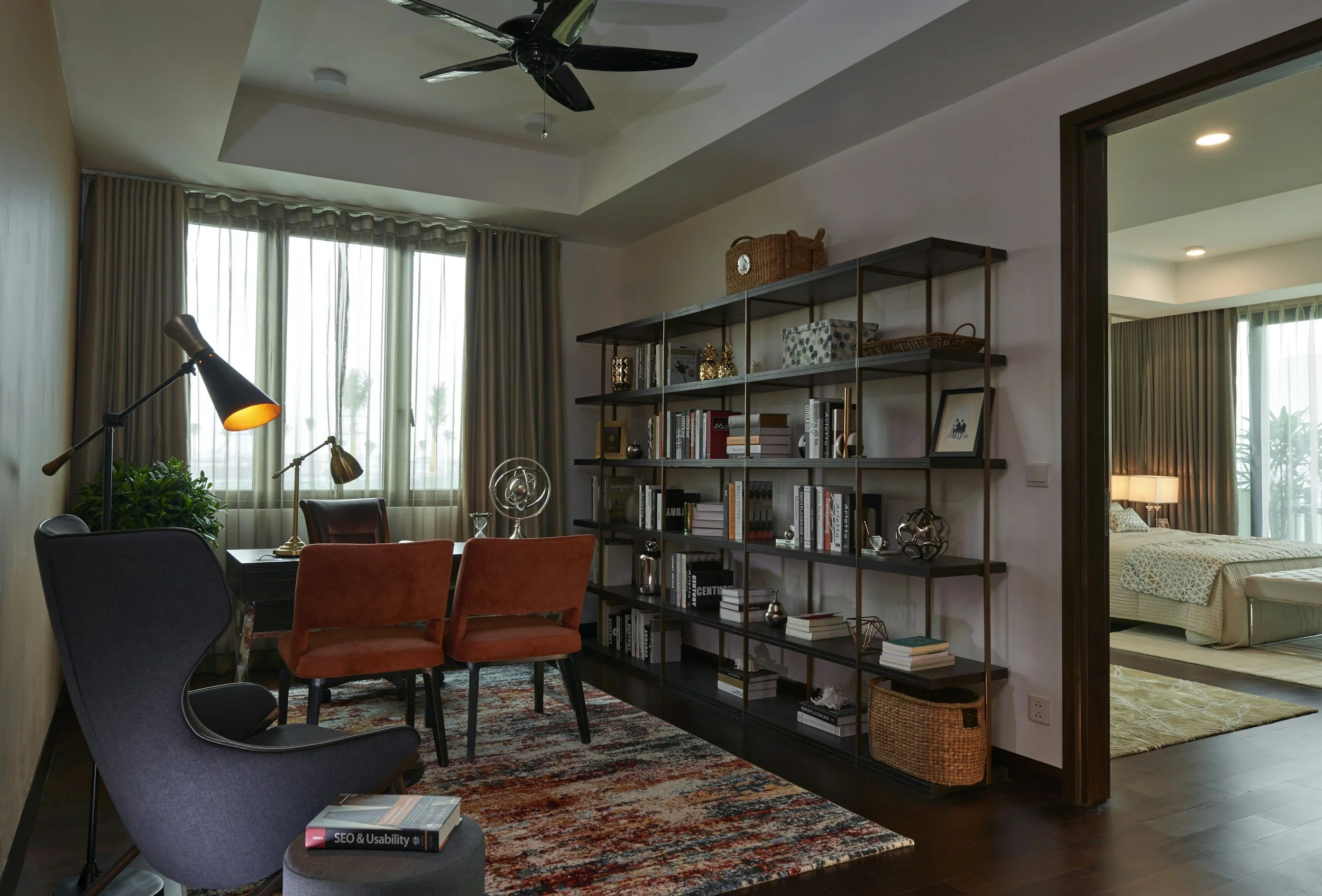 Professional home office organization in Orlando and Central Florida by Home in Order. We declutter and organize desks, paperwork, files, supplies and storage to create a calm, functional and productive workspace that is easy to maintain.