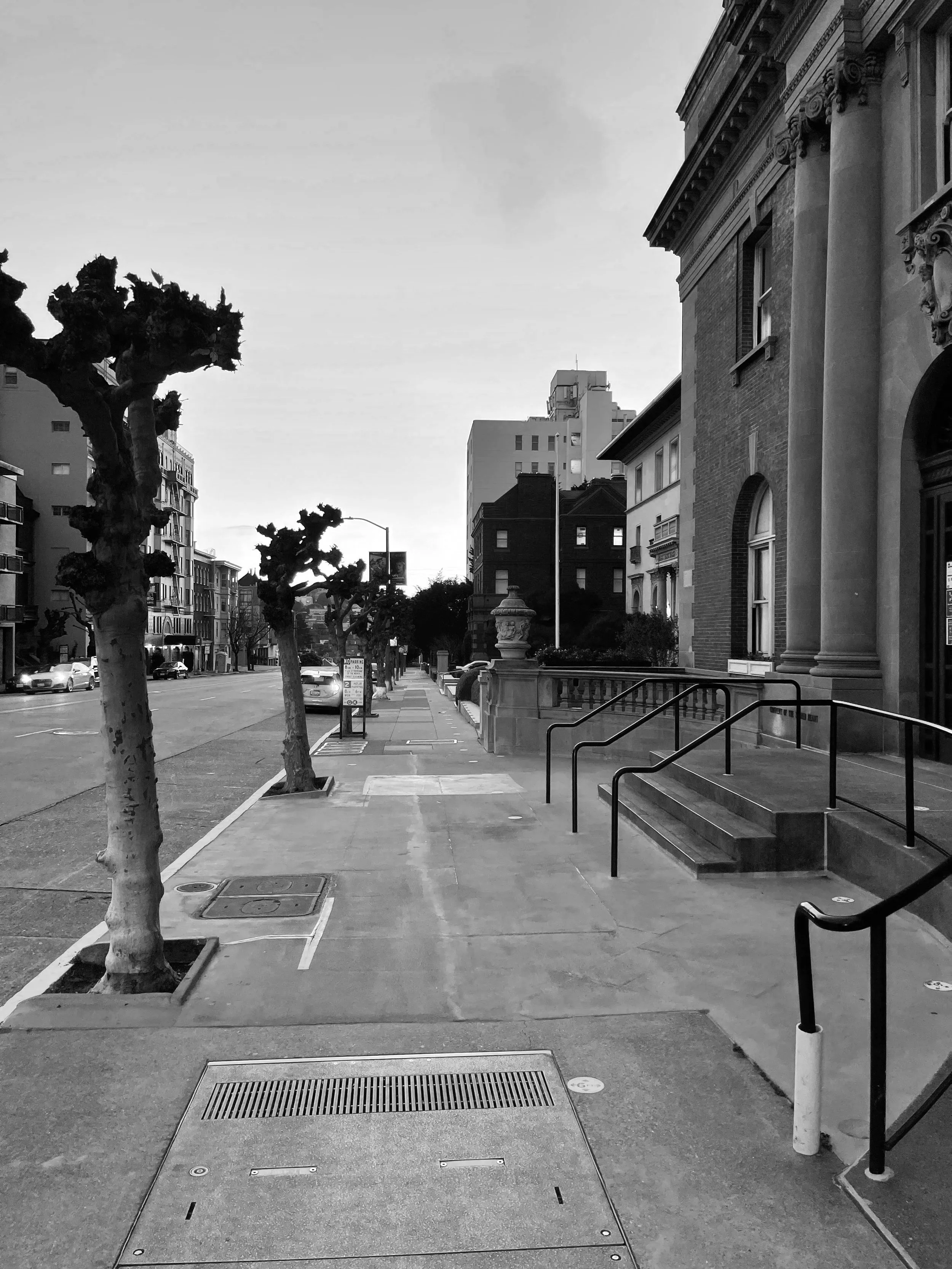 Broadway Street in San Francisco’s Pacific Heights neighborhood near Stuart Hall, where Dr. Edward Hadeler attended school.